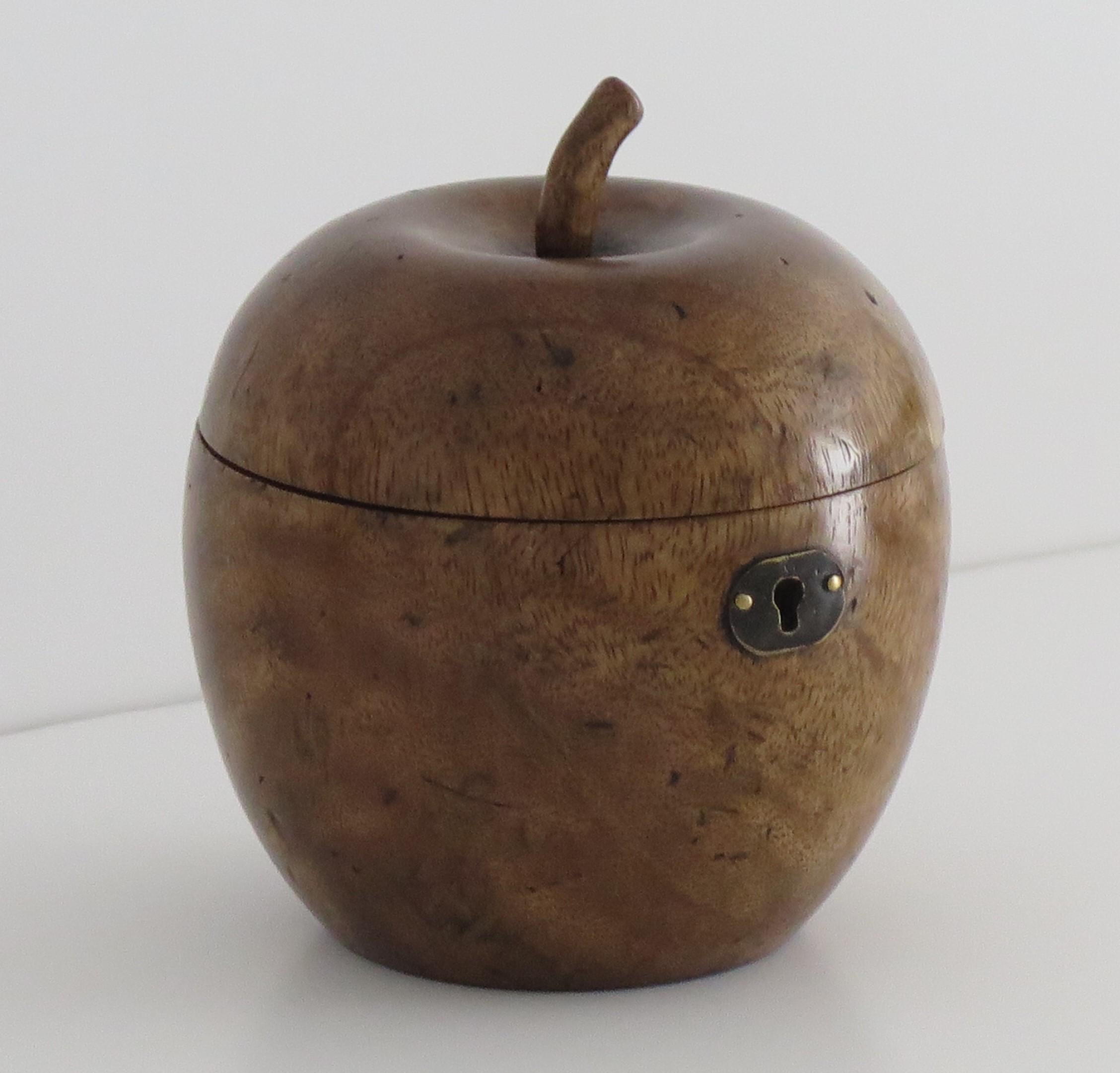 George III Hand Carved Apple Tea Caddy in Hardwood with Lined Interior, 19th Century For Sale
