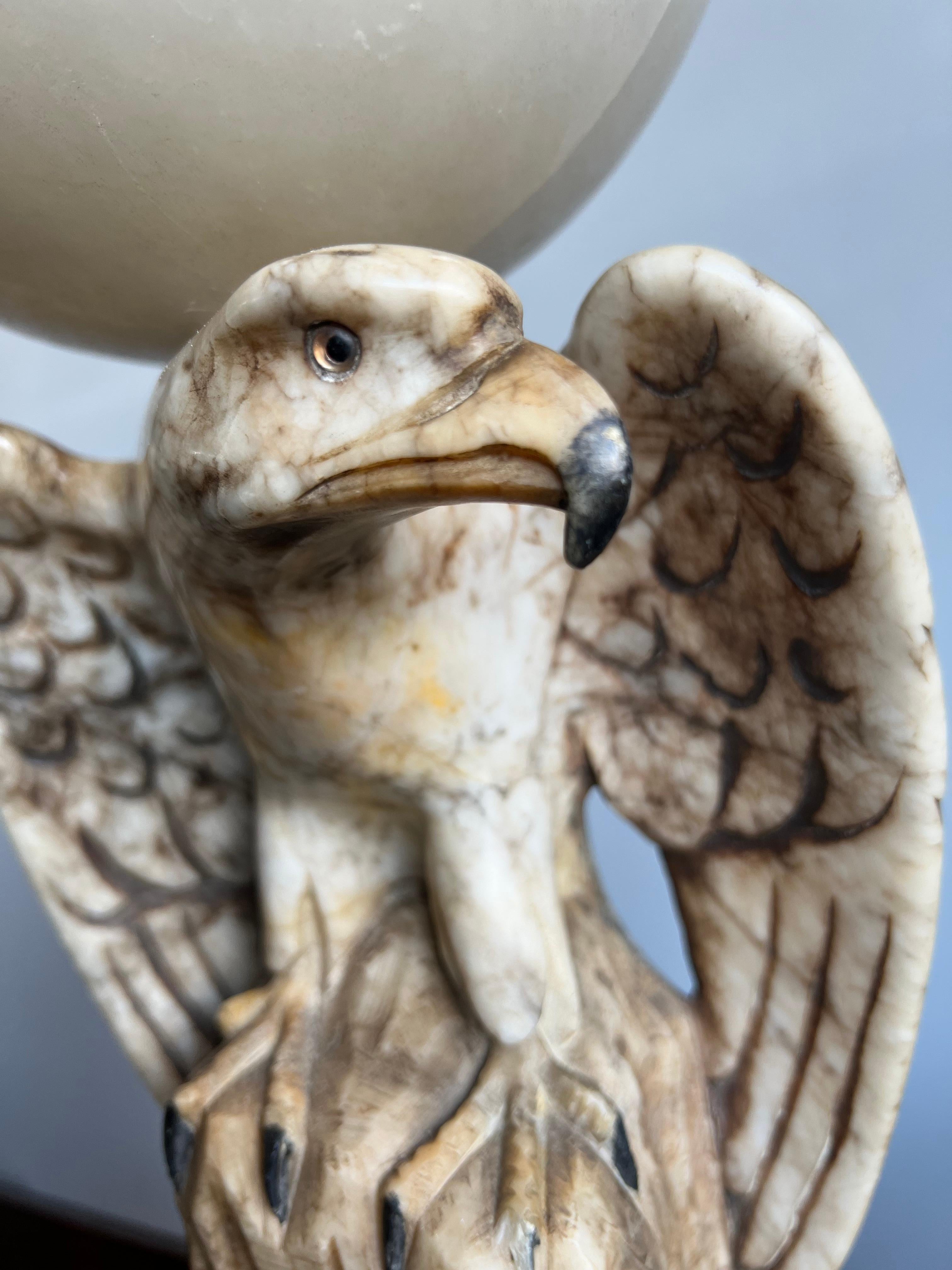Polished Hand Carved Art Deco Era Marble Eagle & Alabaster Globe Shade Table Lamp, 1920s For Sale