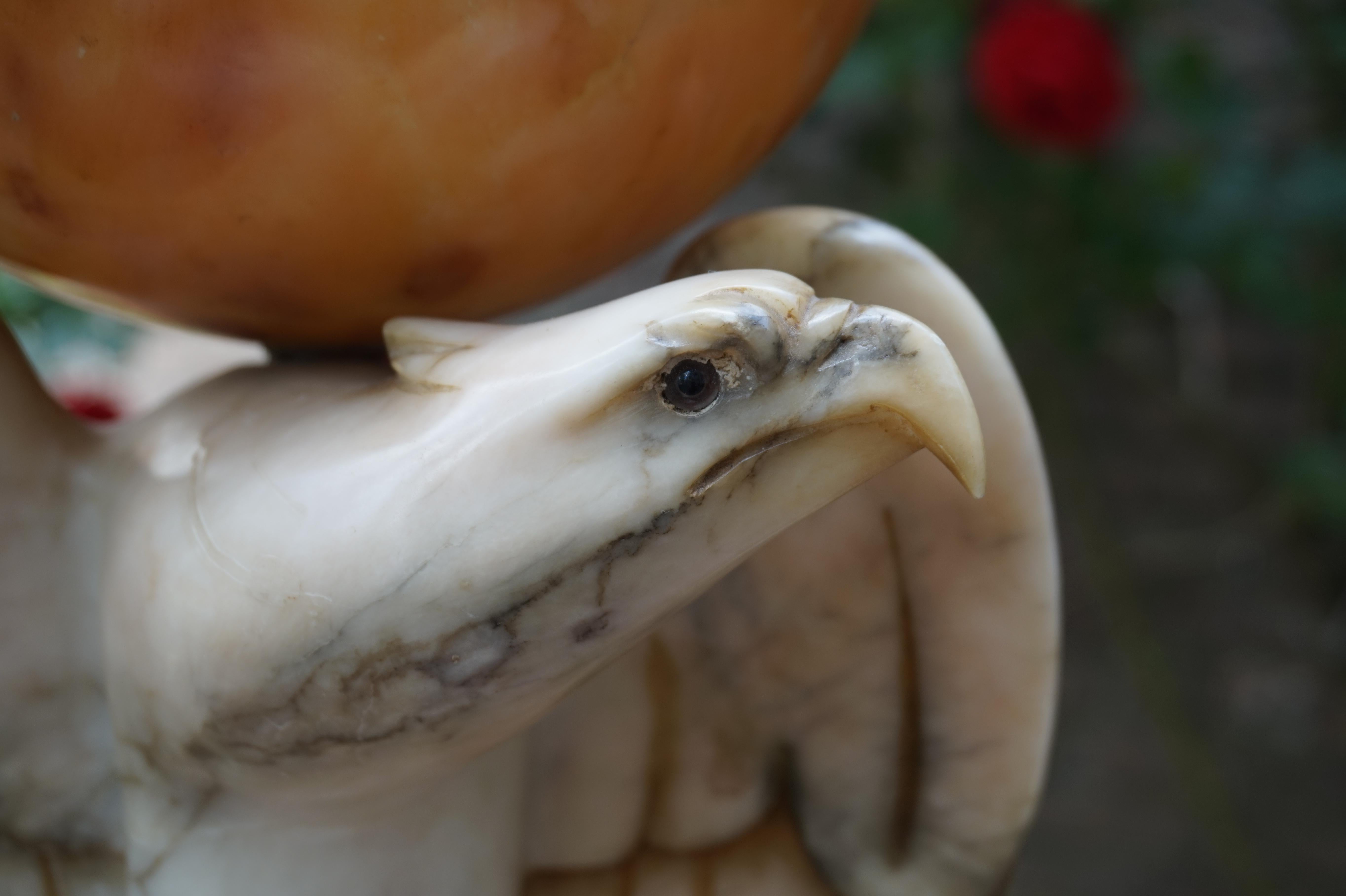 Hand Carved Art Deco Era Marble Eagle & Alabaster Globe Shade Table Lamp, 1920s In Excellent Condition In Lisse, NL