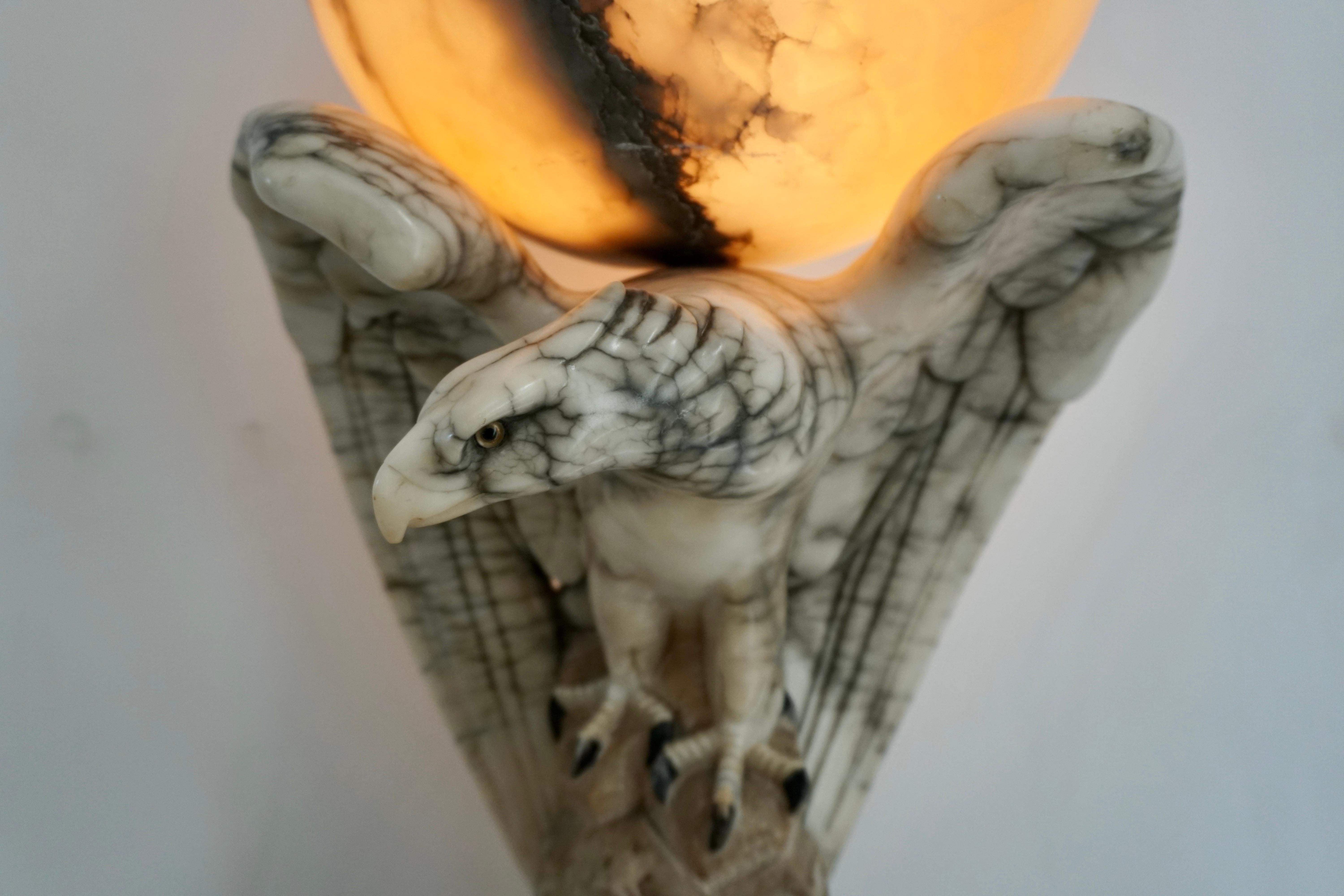 Hand Carved Art Deco Era Marble Eagle & Alabaster Globe Table Lamp on Column For Sale 1