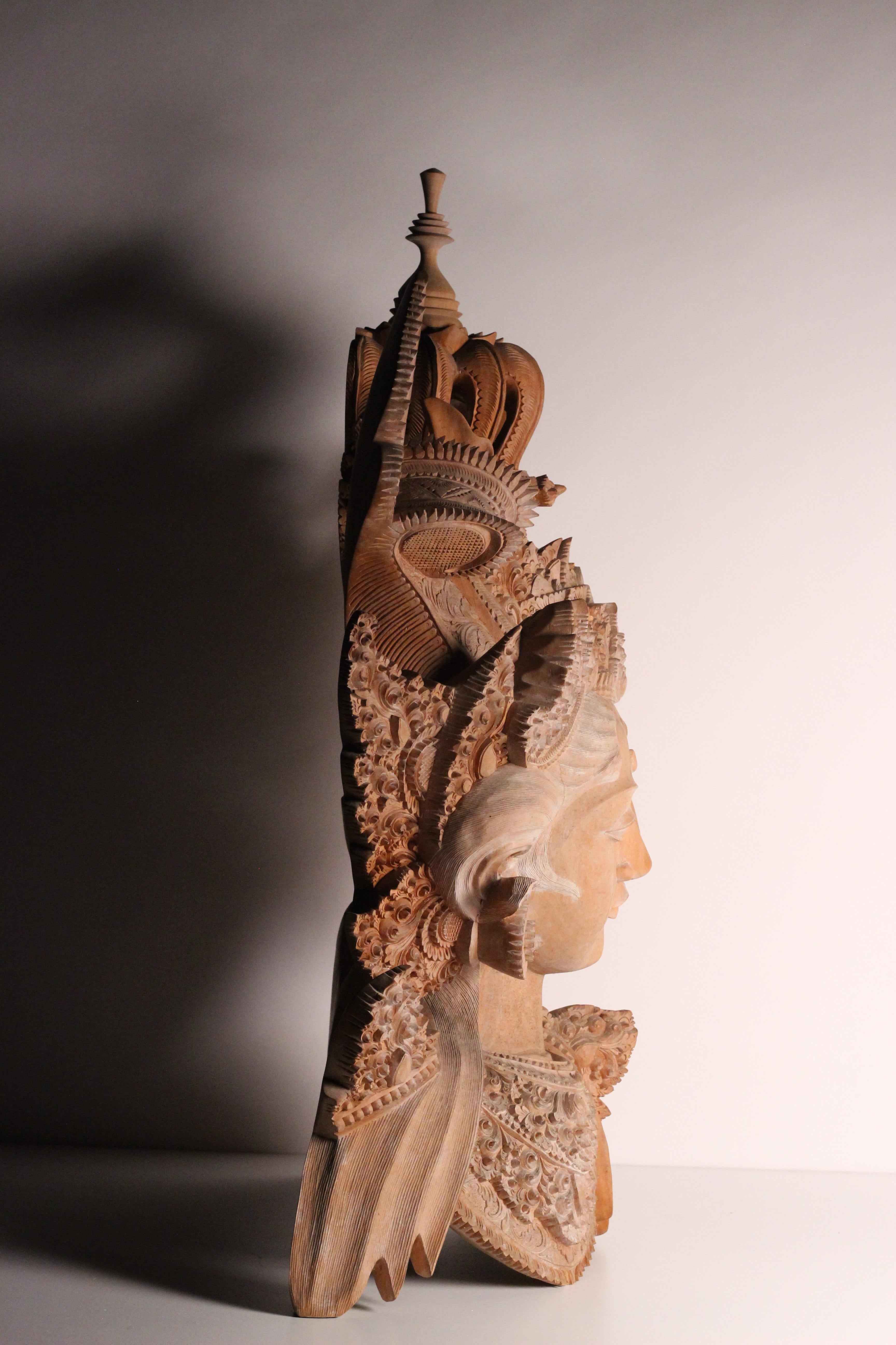 Grand buste balinais sculpté à la main Rama et Seta, fabriqué par Lasya, 1998 Bon état à London, GB