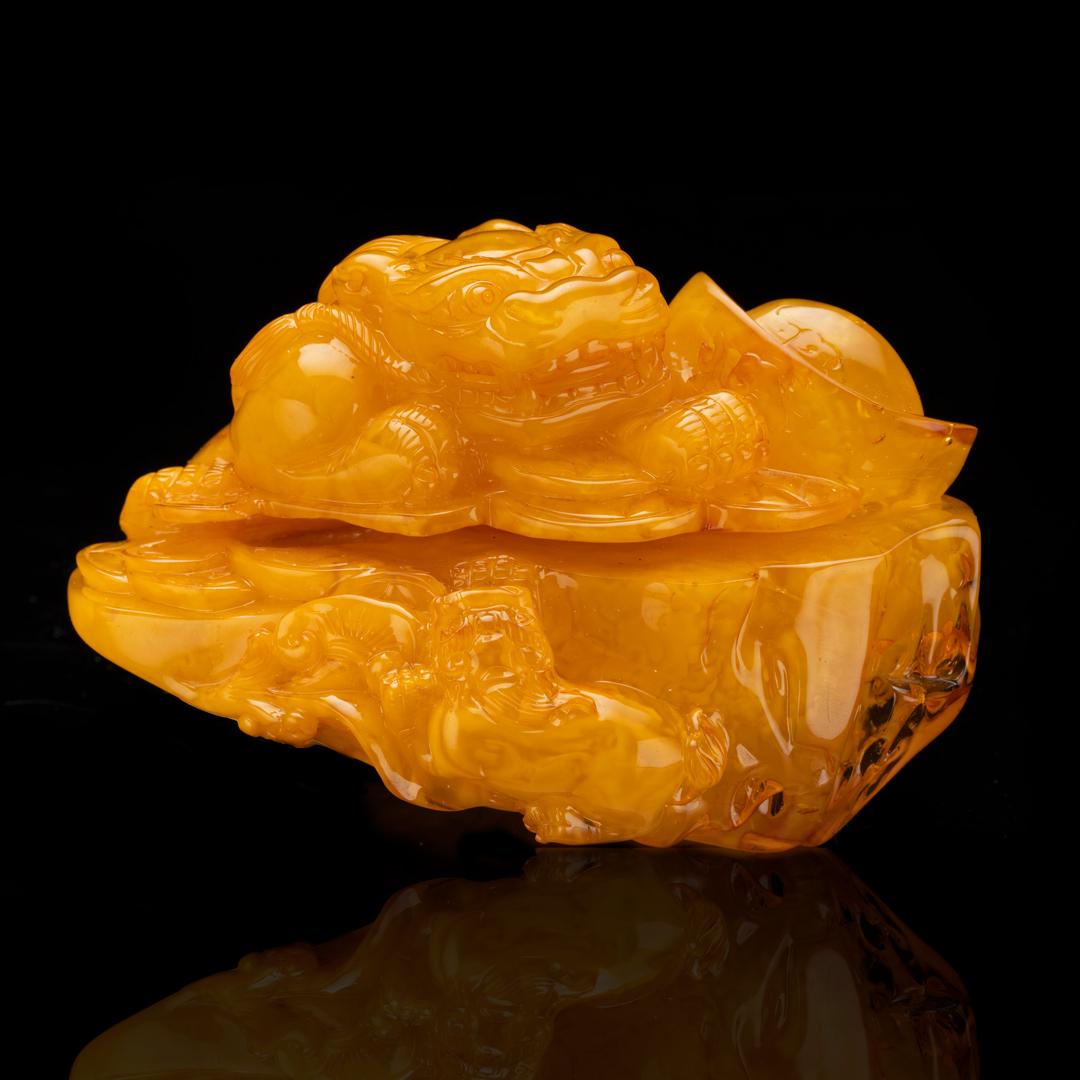 Other Hand-Carved Baltic Amber Dragon // 245 Grams For Sale