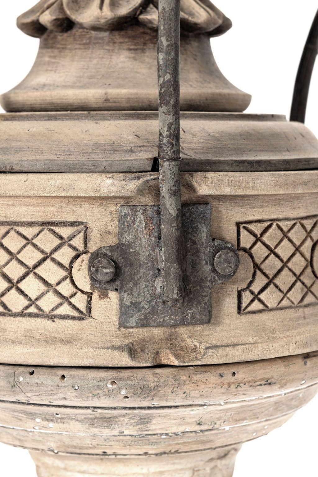 Hand-carved Bleached Wood French Chandelier In Good Condition For Sale In Houston, TX