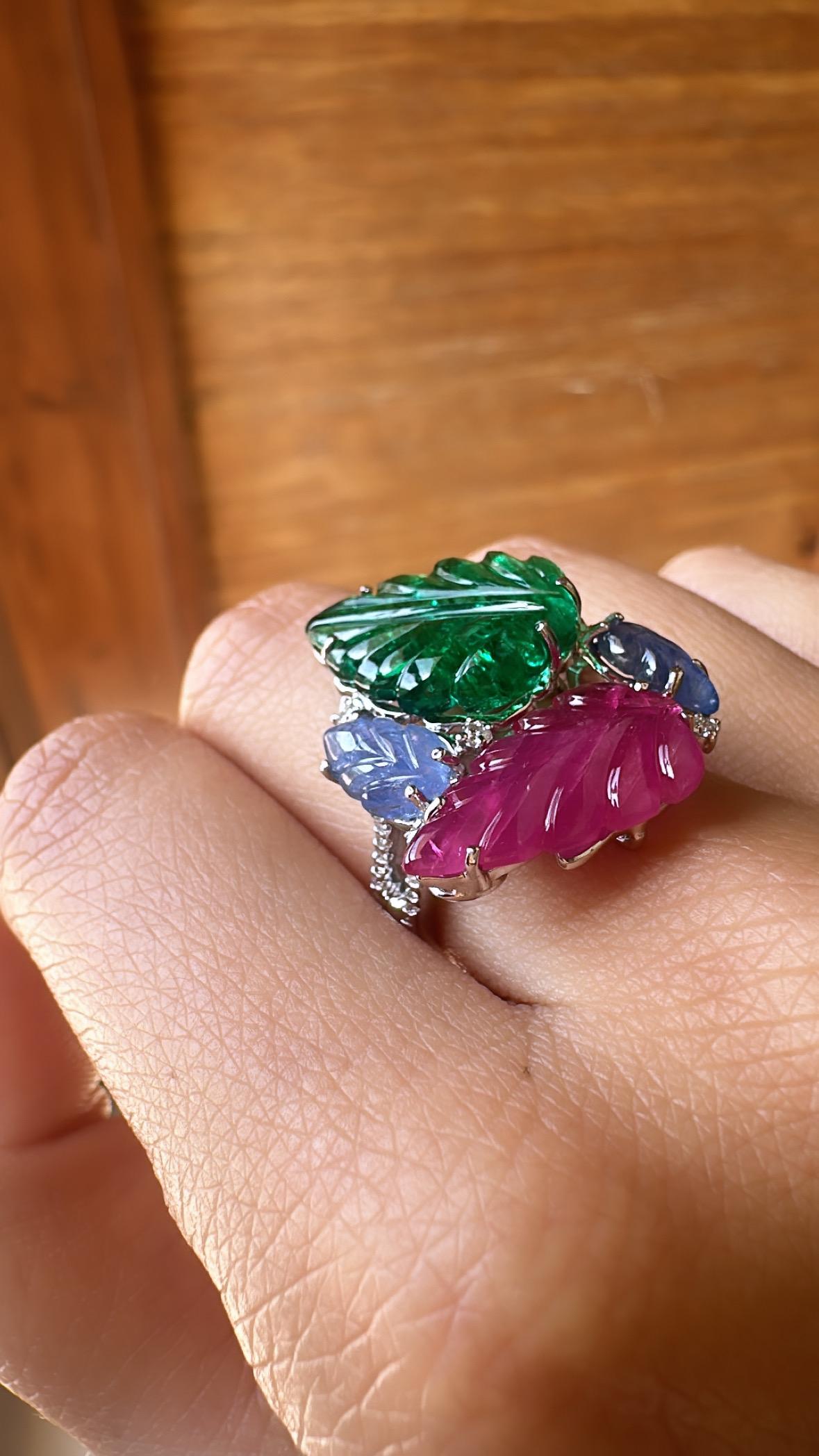 Hand carved, Blue Sapphire, Emerald, Ruby & Diamonds Tuttu Frutti Cocktail Ring For Sale 2