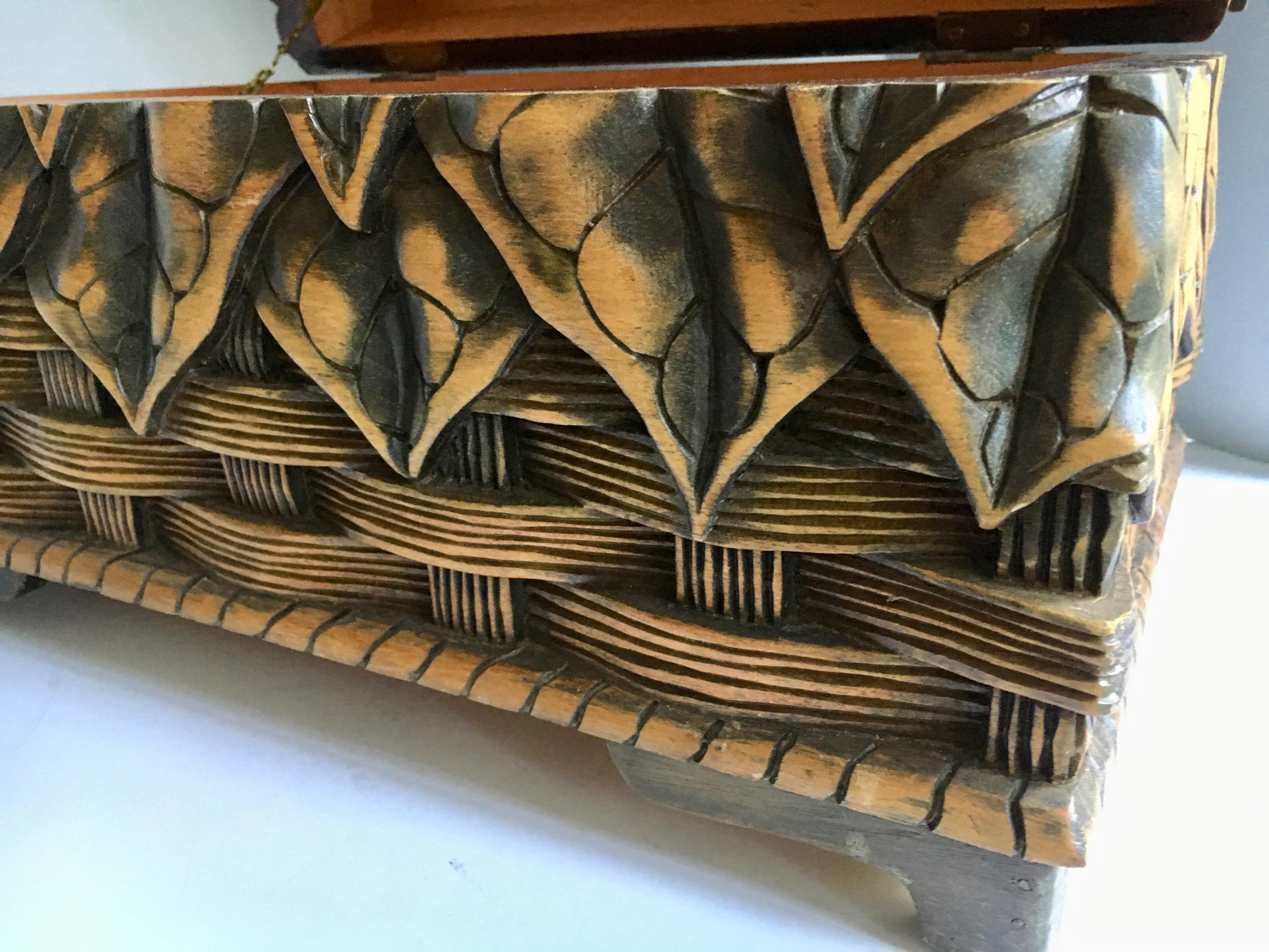Hand-Carved Box with Floral Detailing In Excellent Condition In Los Angeles, CA