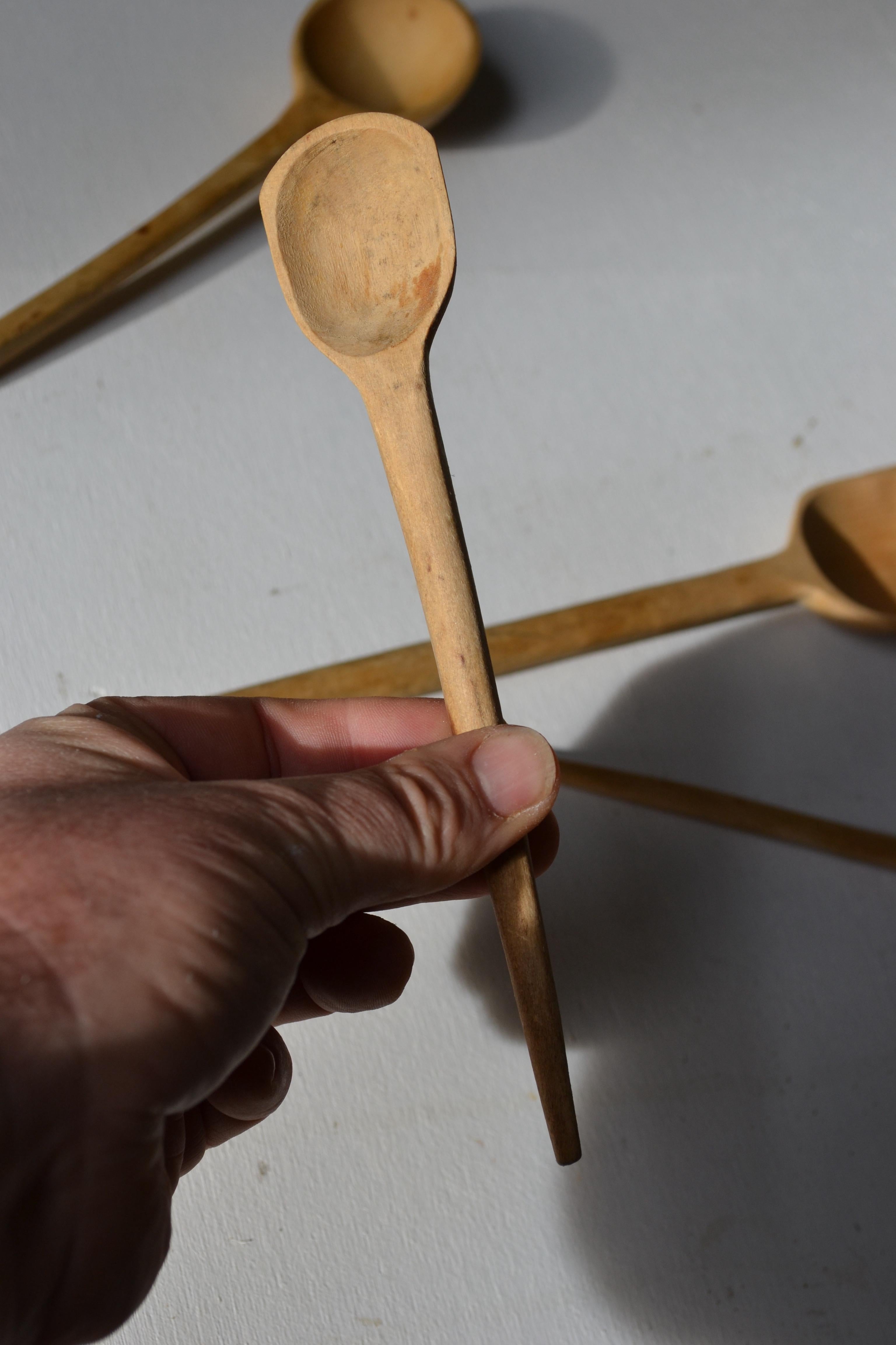 Handgeschnitztes Servierbesteck aus Buchsbaumholz - Frankreich - Anfang des 20. Jahrhunderts. im Angebot 7