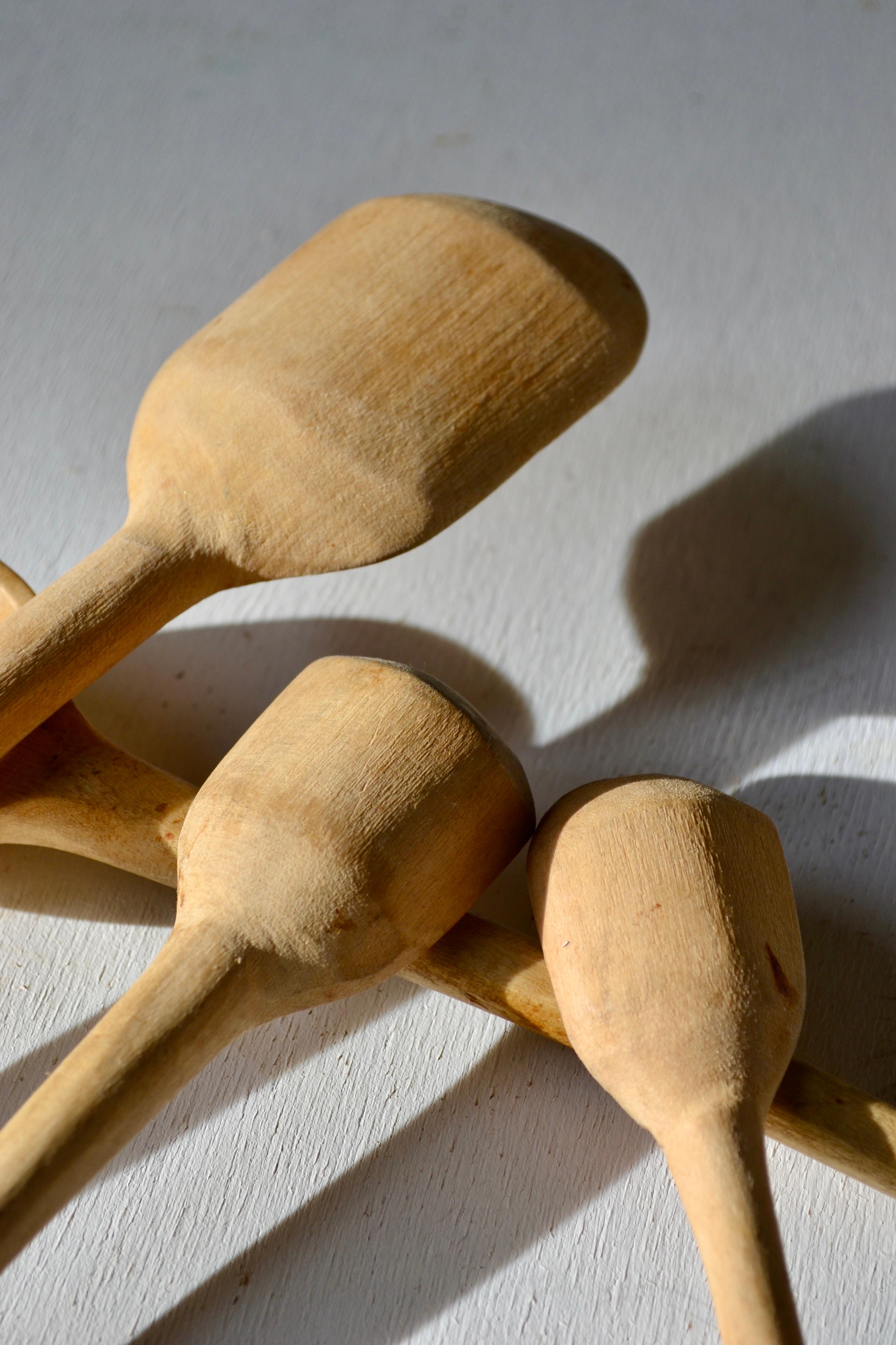 Handgeschnitztes Servierbesteck aus Buchsbaumholz - Frankreich - Anfang des 20. Jahrhunderts. (Französisch) im Angebot