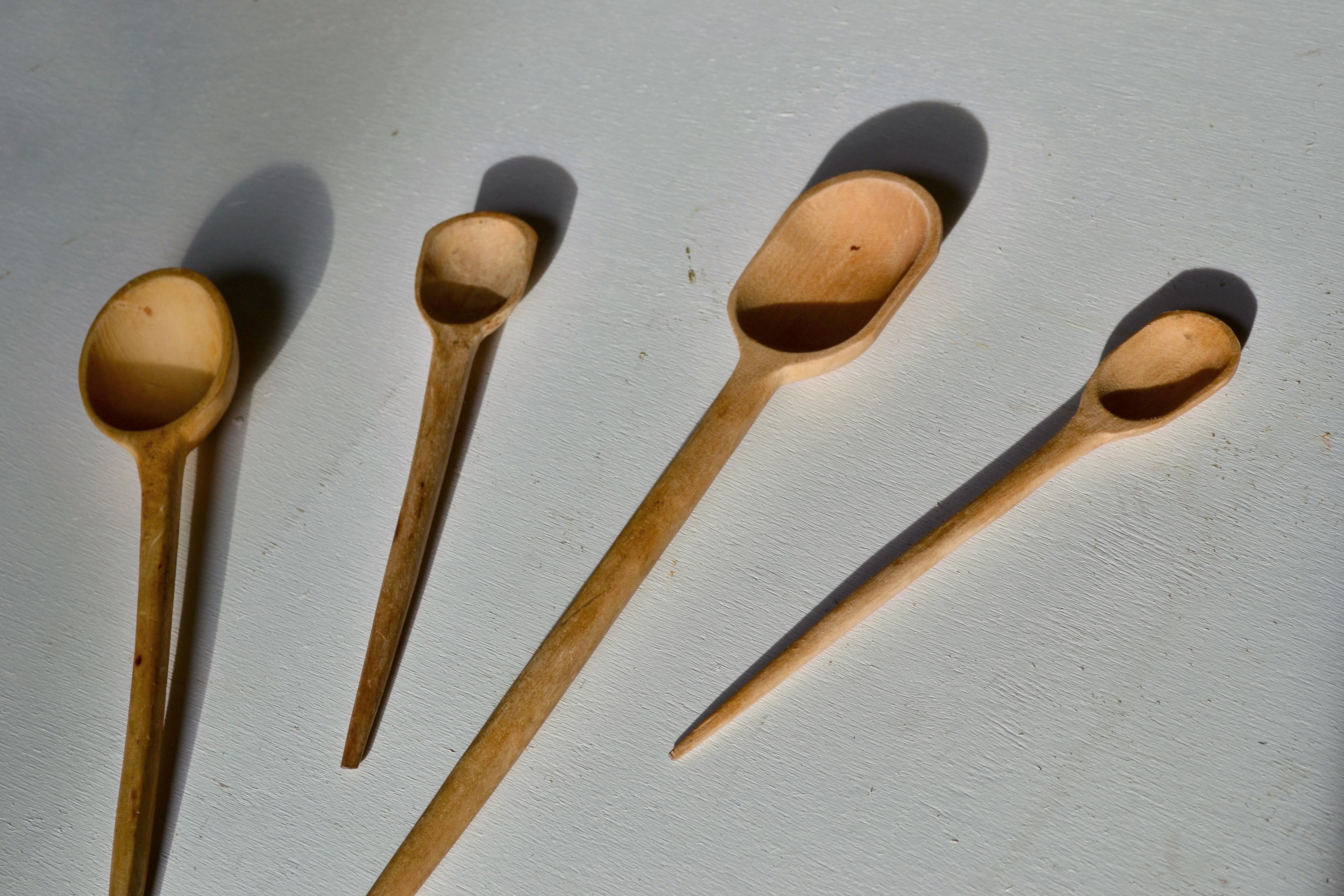 Handgeschnitztes Servierbesteck aus Buchsbaumholz - Frankreich - Anfang des 20. Jahrhunderts. im Angebot 1