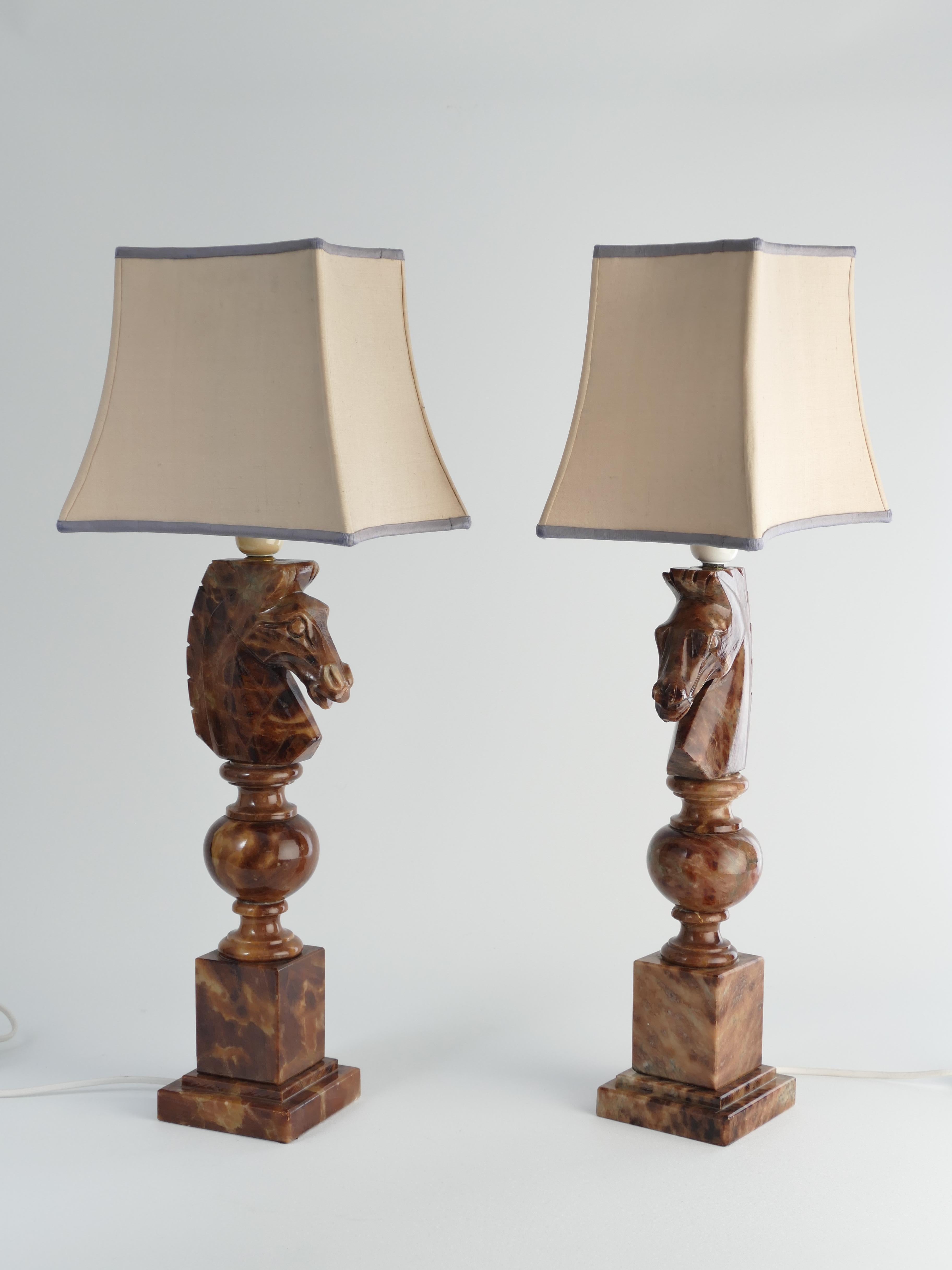 Hand-carved Brown Alabaster Knight Horse Head Table Lamps, Nordiska Kompaniet In Good Condition For Sale In Grythyttan, SE