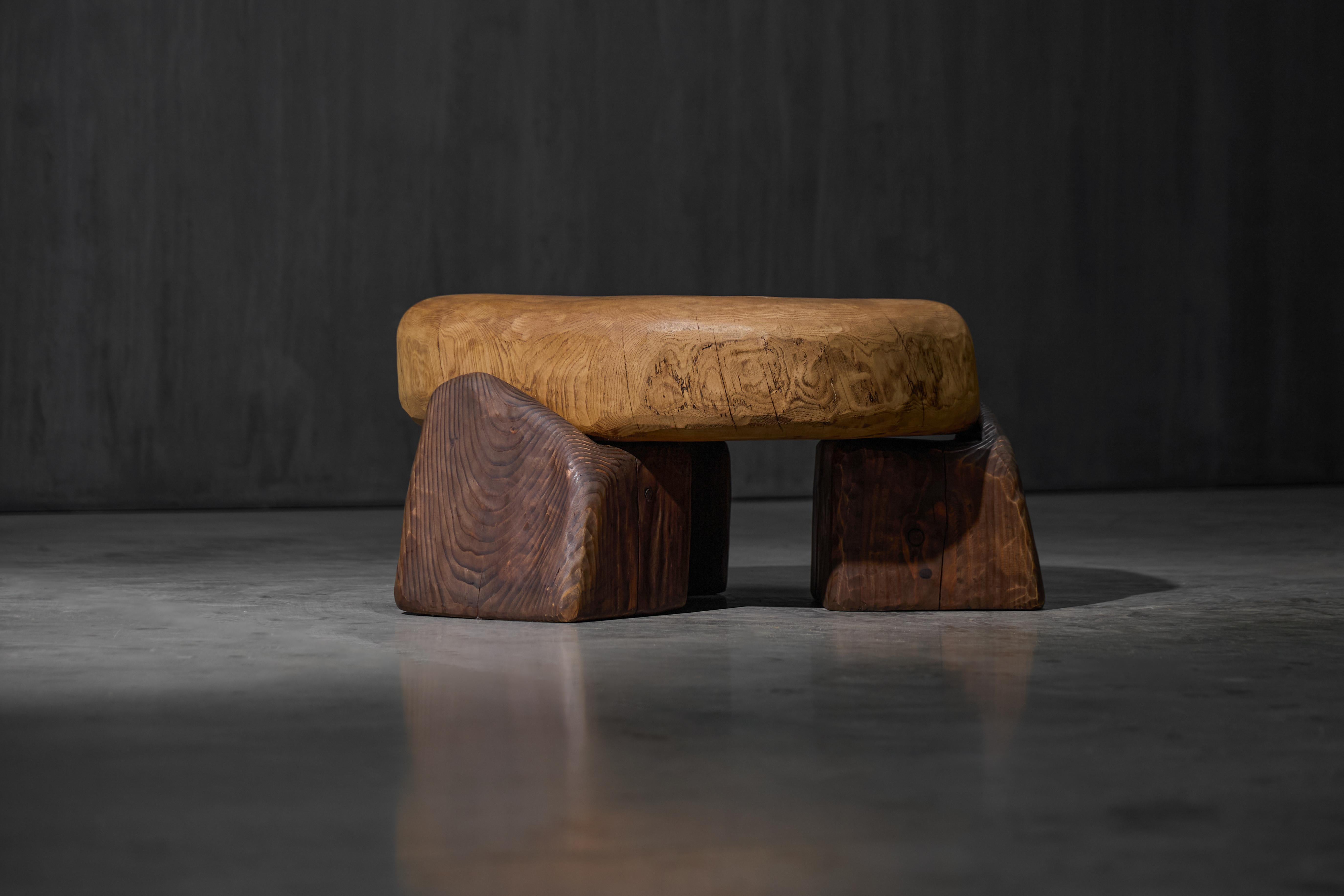 Hand-Carved Brutalist Coffee Table, France, 2025 In Excellent Condition For Sale In Antwerp, BE
