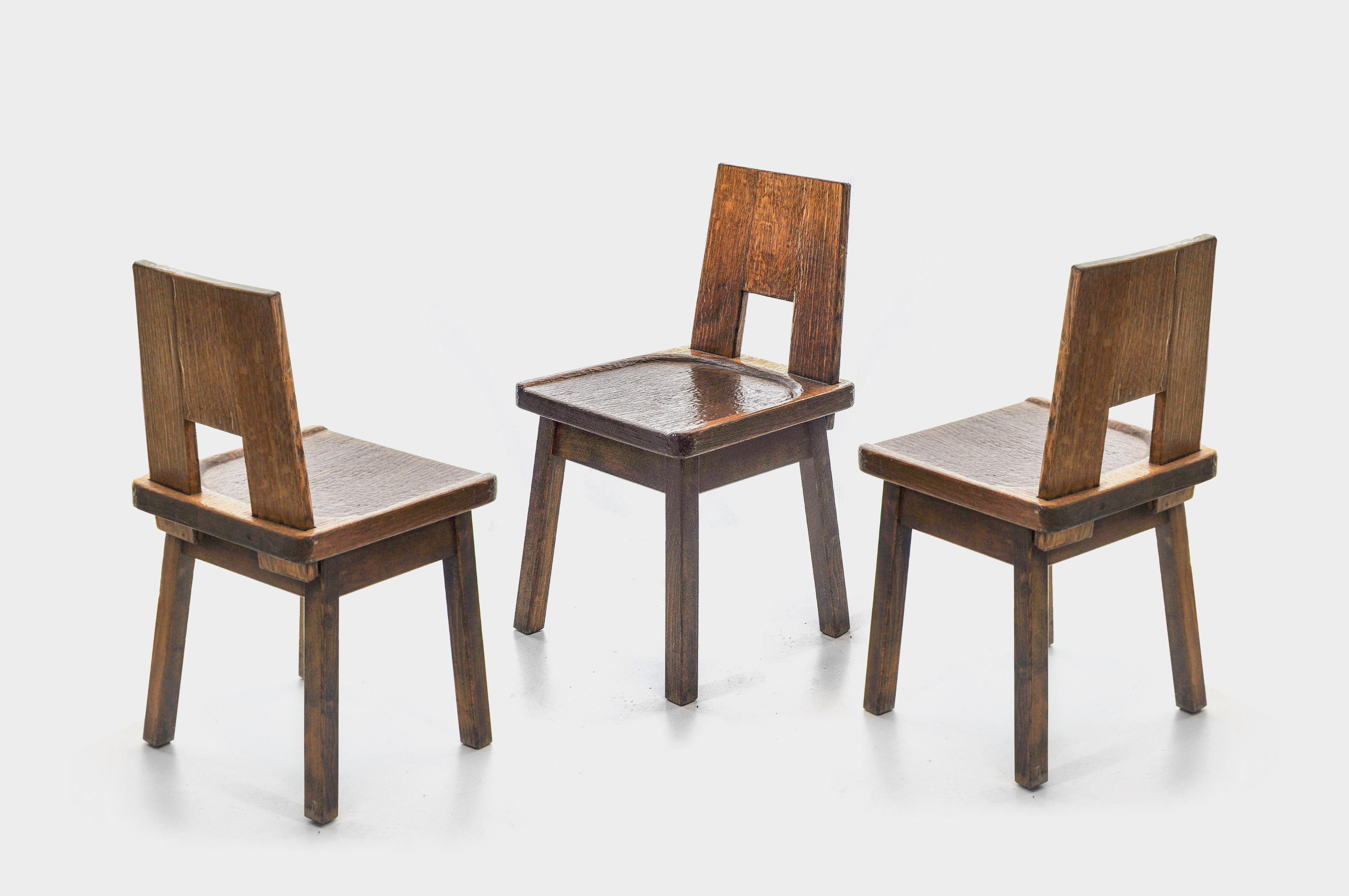 Hand Carved, Brutalistic Chairs Made of Solid Oak 2