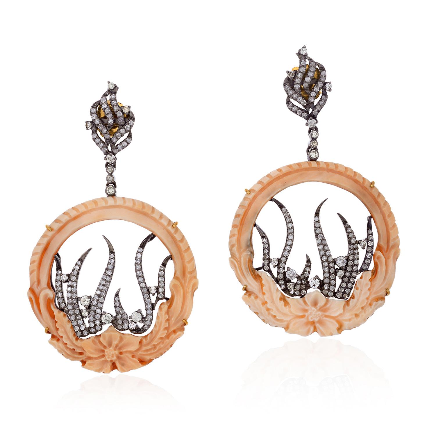 Modern Hand Carved Cameo Diamond 18 Karat Gold Flame Earrings For Sale