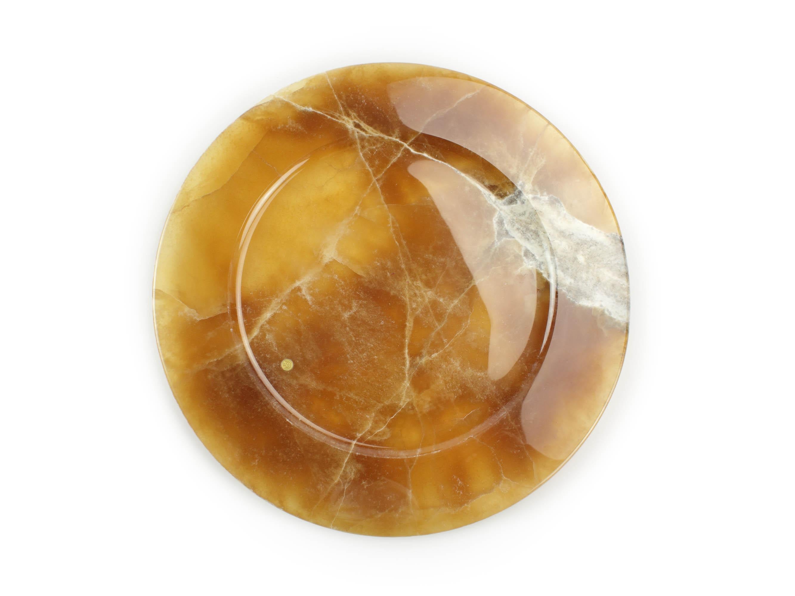 Charger Plate Platters Serveware Amber Onyx Marble Collectible Handmade Italy In New Condition For Sale In Ancona, Marche