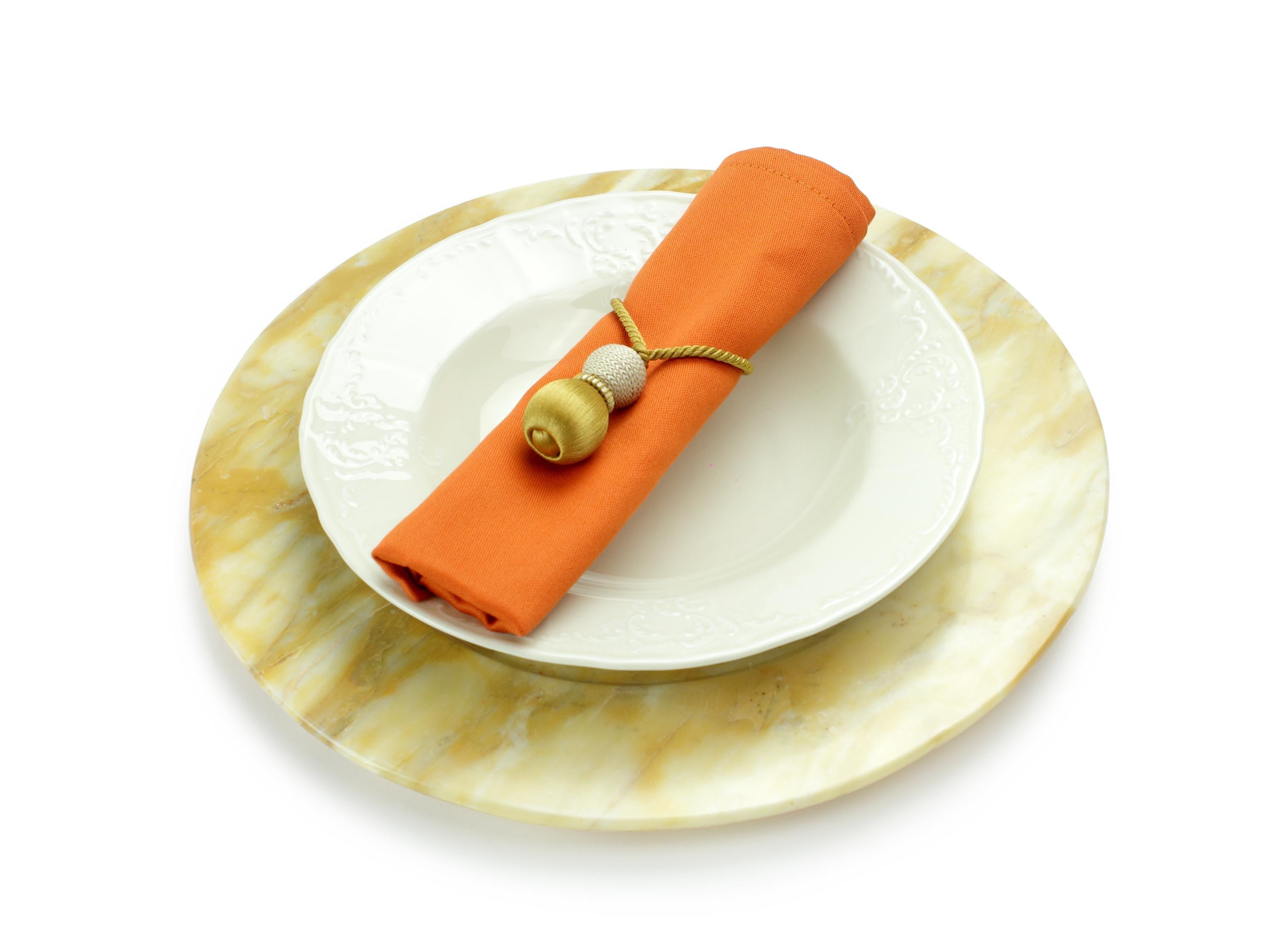 Platos Cargador Bandejas Vajilla Mármol Amarillo Siena Diseño Coleccionable Hecho a Mano Siglo XXI y contemporáneo en venta