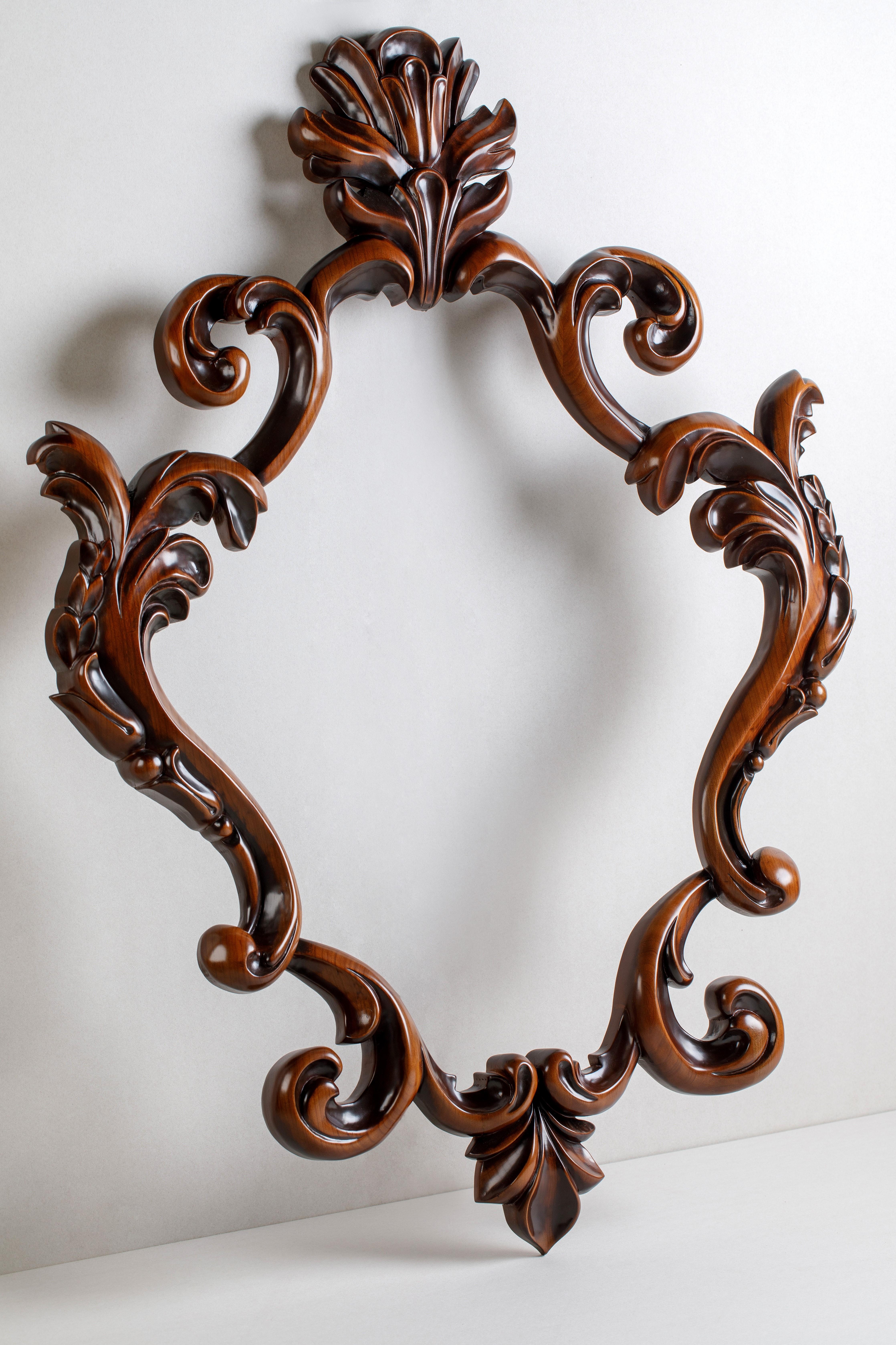 Hand geschnitzt Cherry Wood Stil geschnitzt Spiegel (Barock) im Angebot