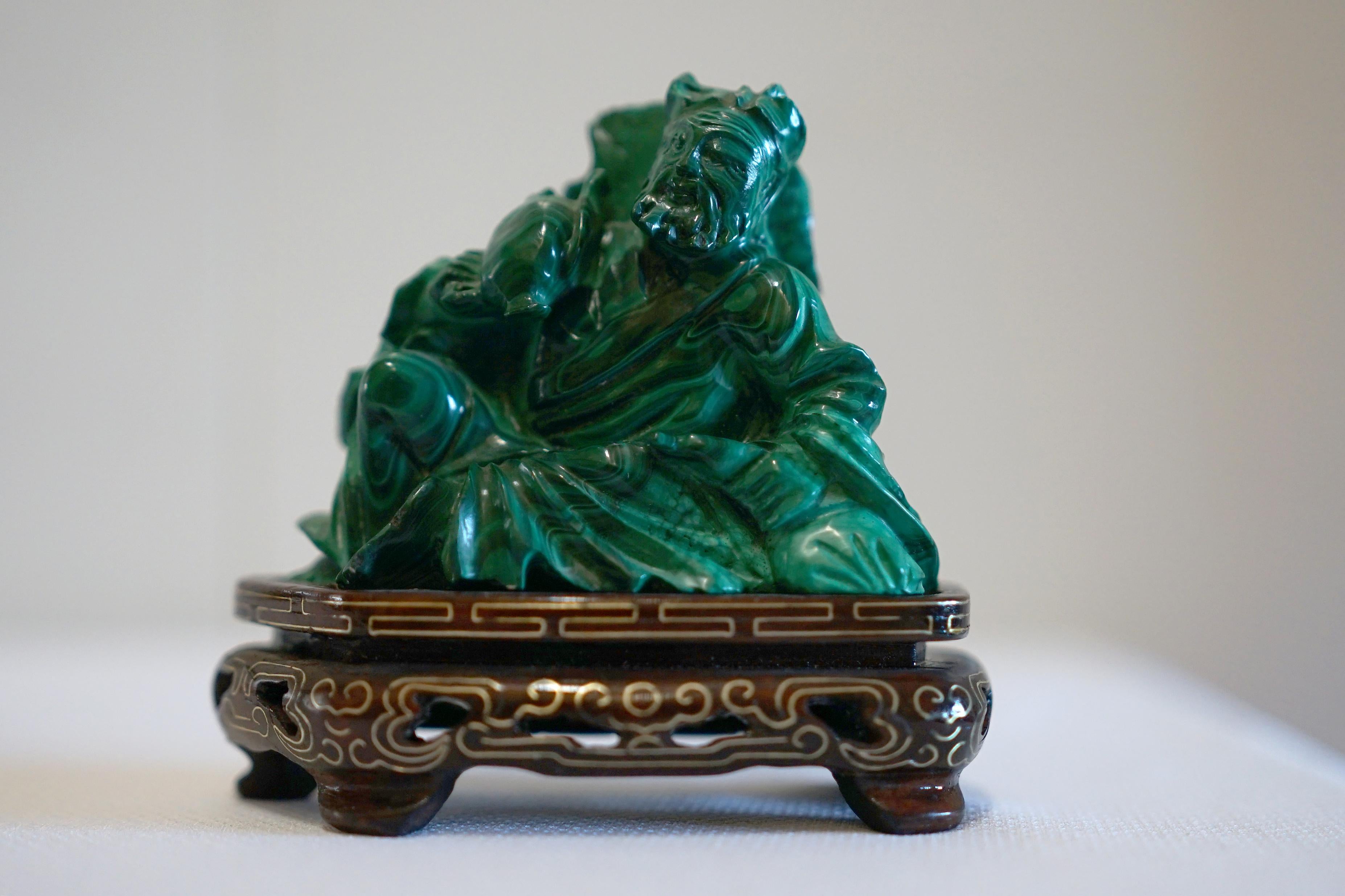 Hand-Carved Chinese Malachite Elder on Cloisonné-Inspired Wood Base In Good Condition For Sale In Lomita, CA