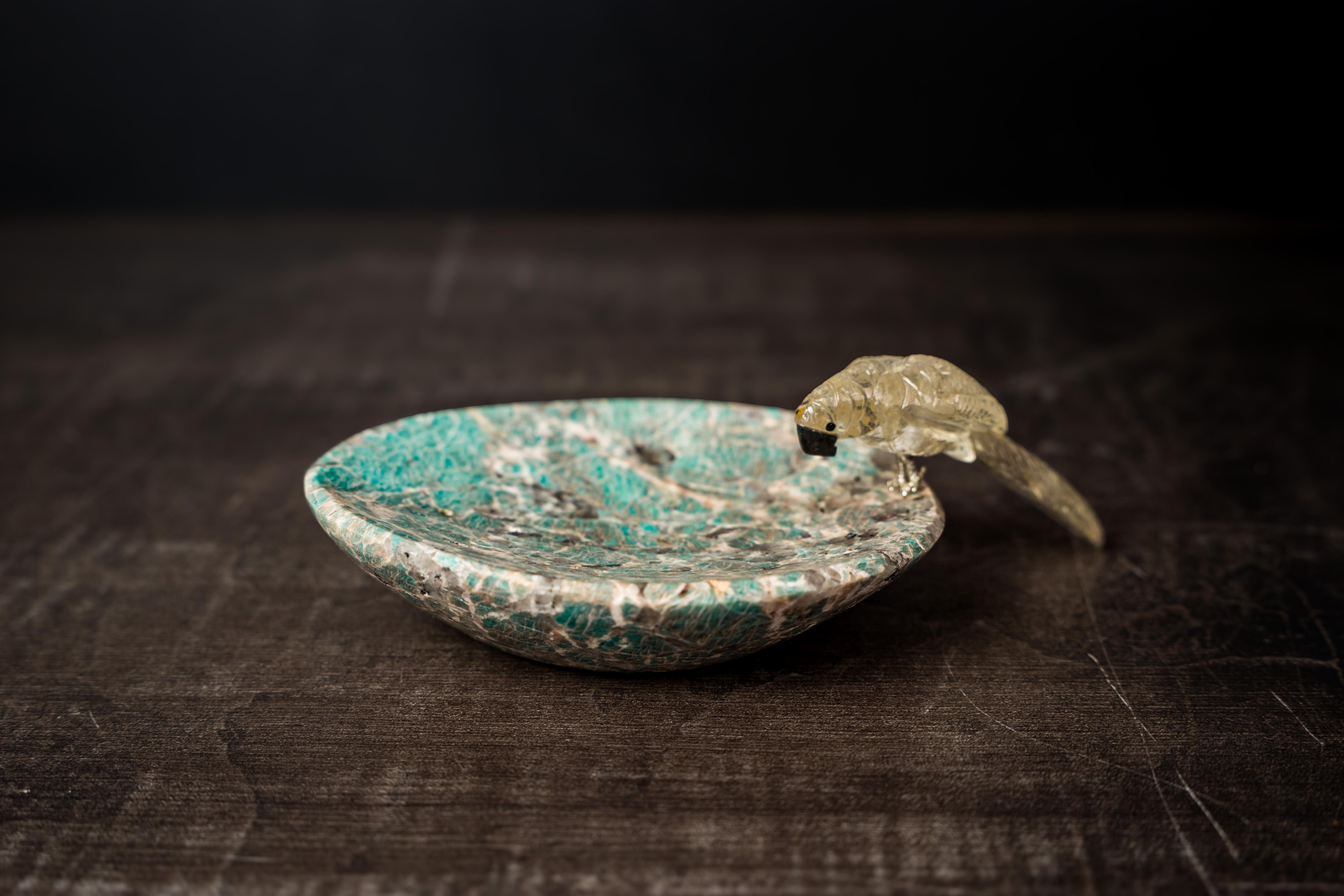 Hand-Carved Crystal Parrot on a Amazonite Quartz Bowl For Sale 4