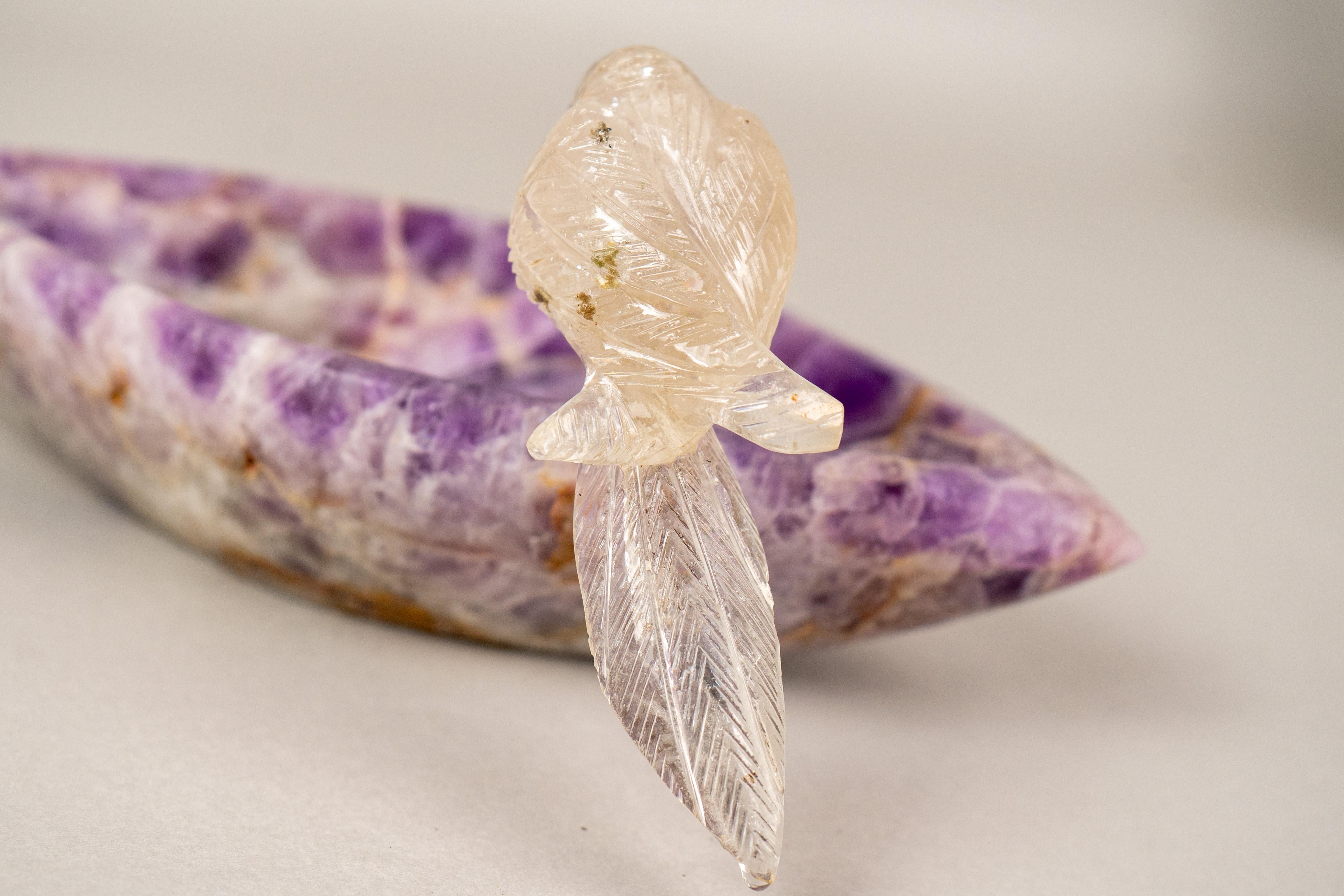 Hand-Carved Crystal Parrot on a Chevron Amethyst Crystal Bowl For Sale 5