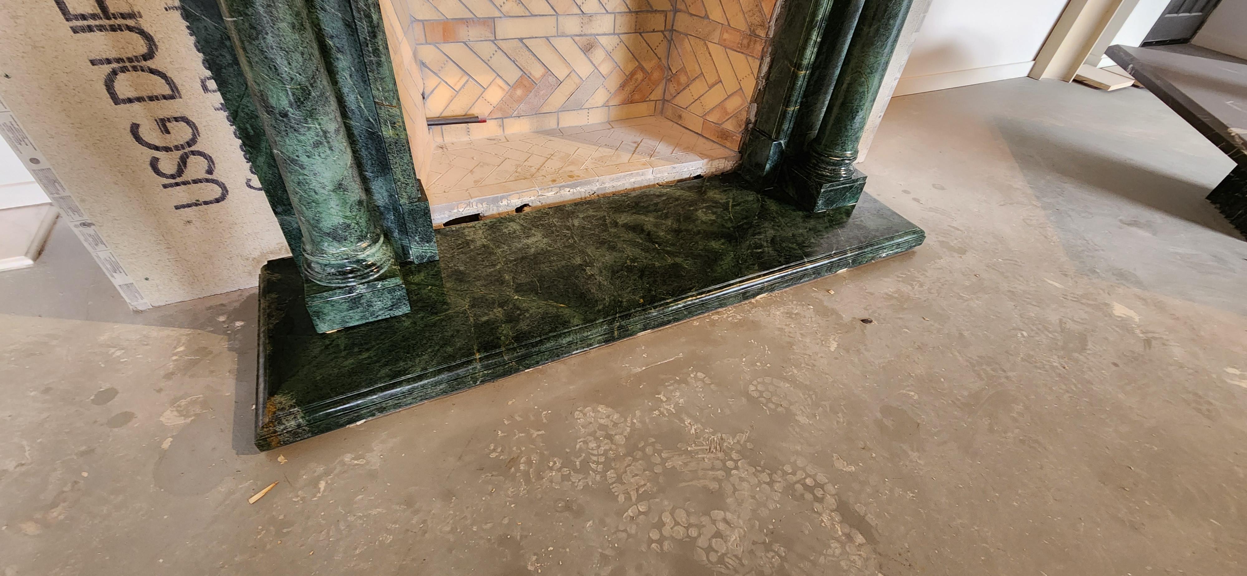 Hand-Carved Dark Green Marble Fireplace Mantel in the Georgian Style For Sale 1