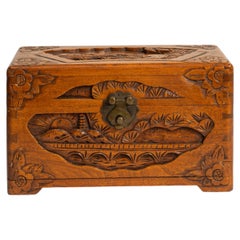 Scatola decorativa intagliata a mano, legno marrone caldo, giapponese, XX secolo
