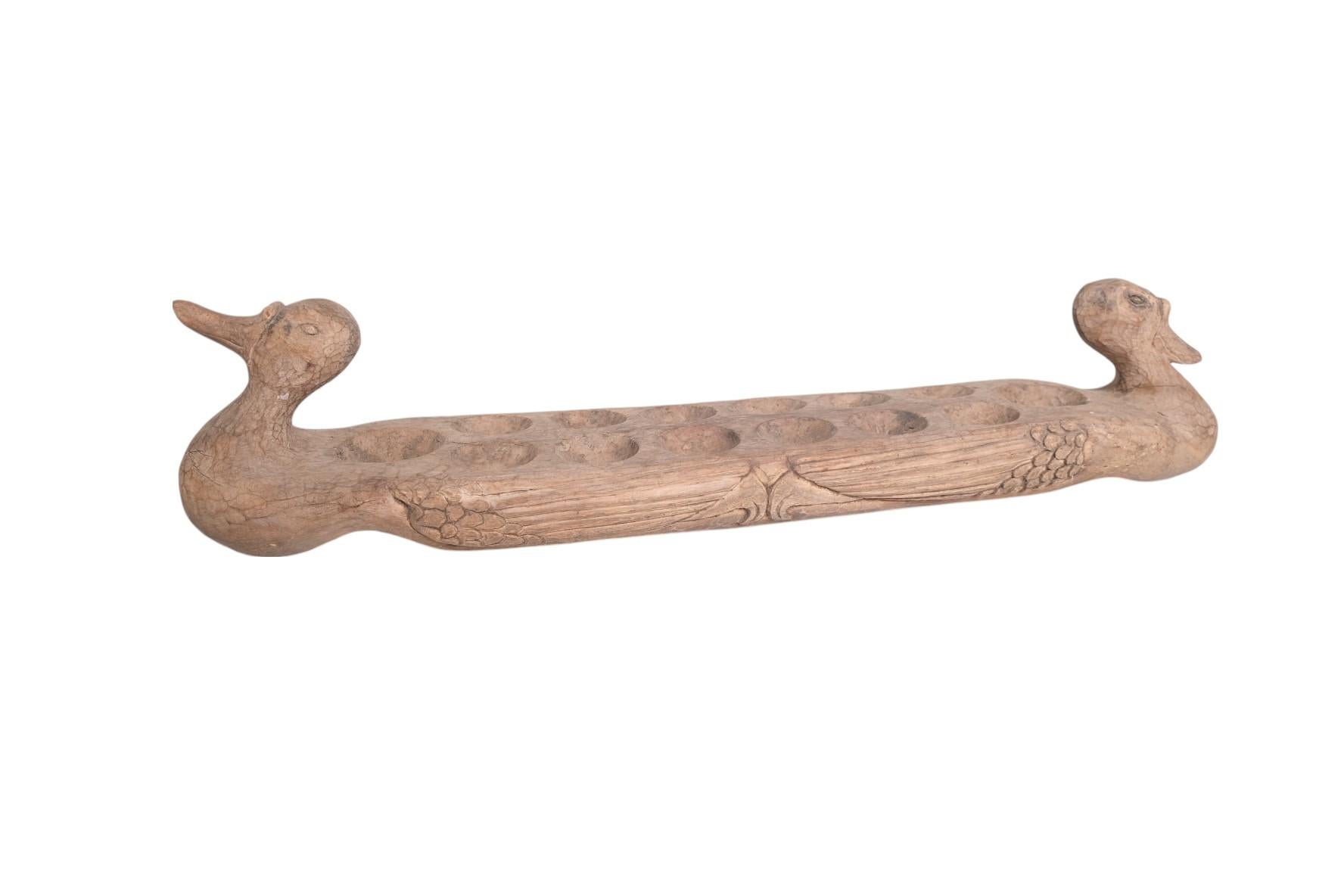 Hand-Carved Duck-Form Mancala Game Board, African Folk Art In Good Condition For Sale In Los Angeles, CA
