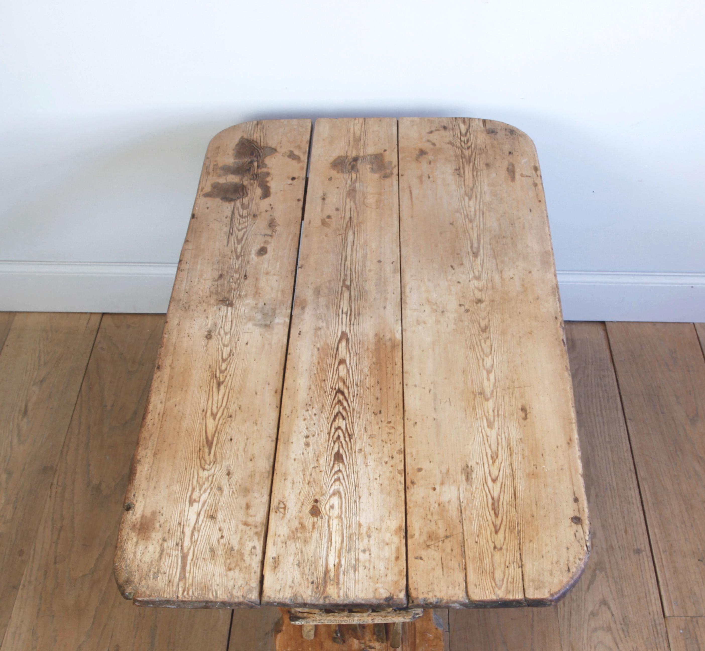 Hand Carved Early 19th Century Swedish Trestle Table For Sale 3