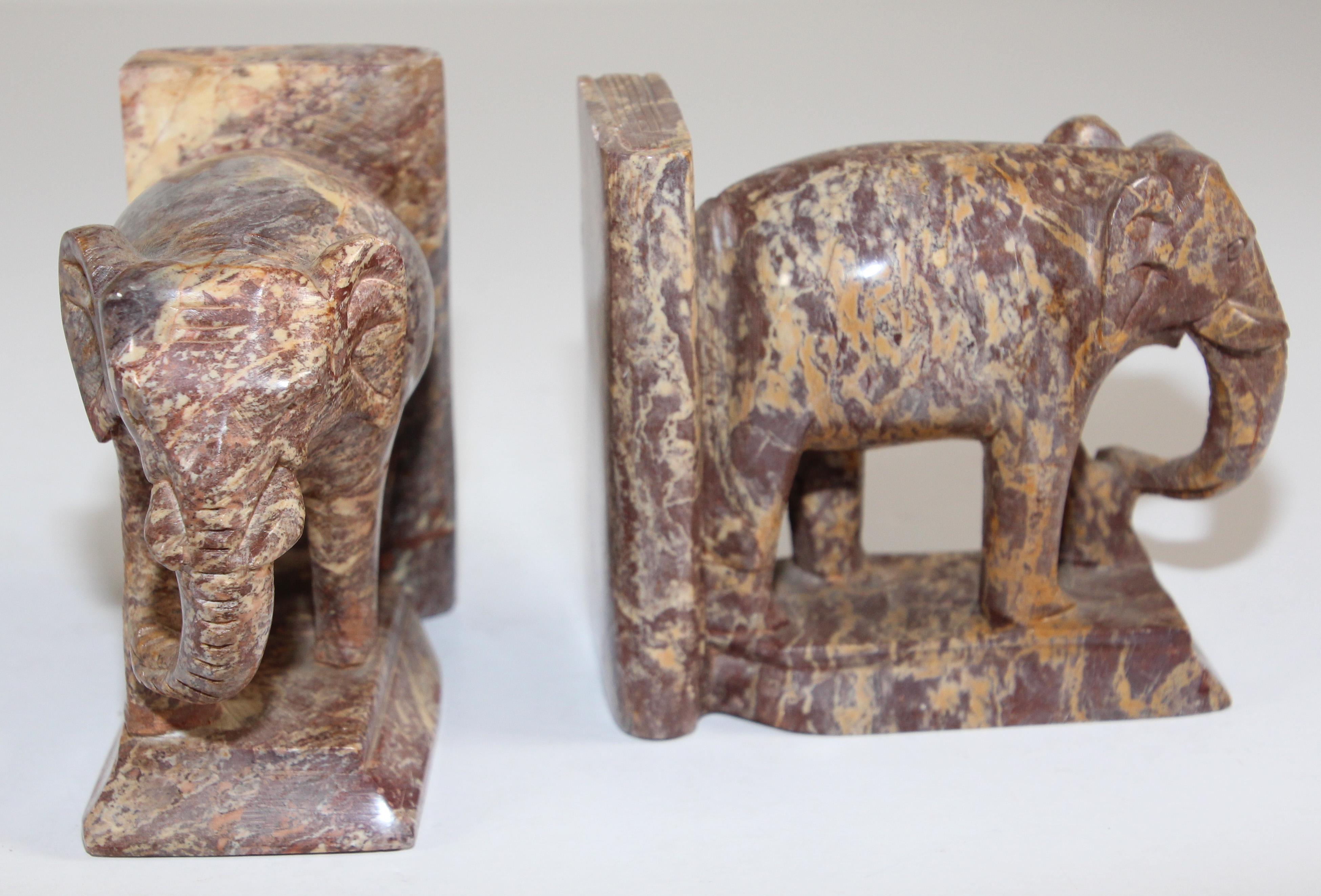 Hand-Carved Elephant Marble Sculpture Bookends, Art Deco Style, 1950s 7