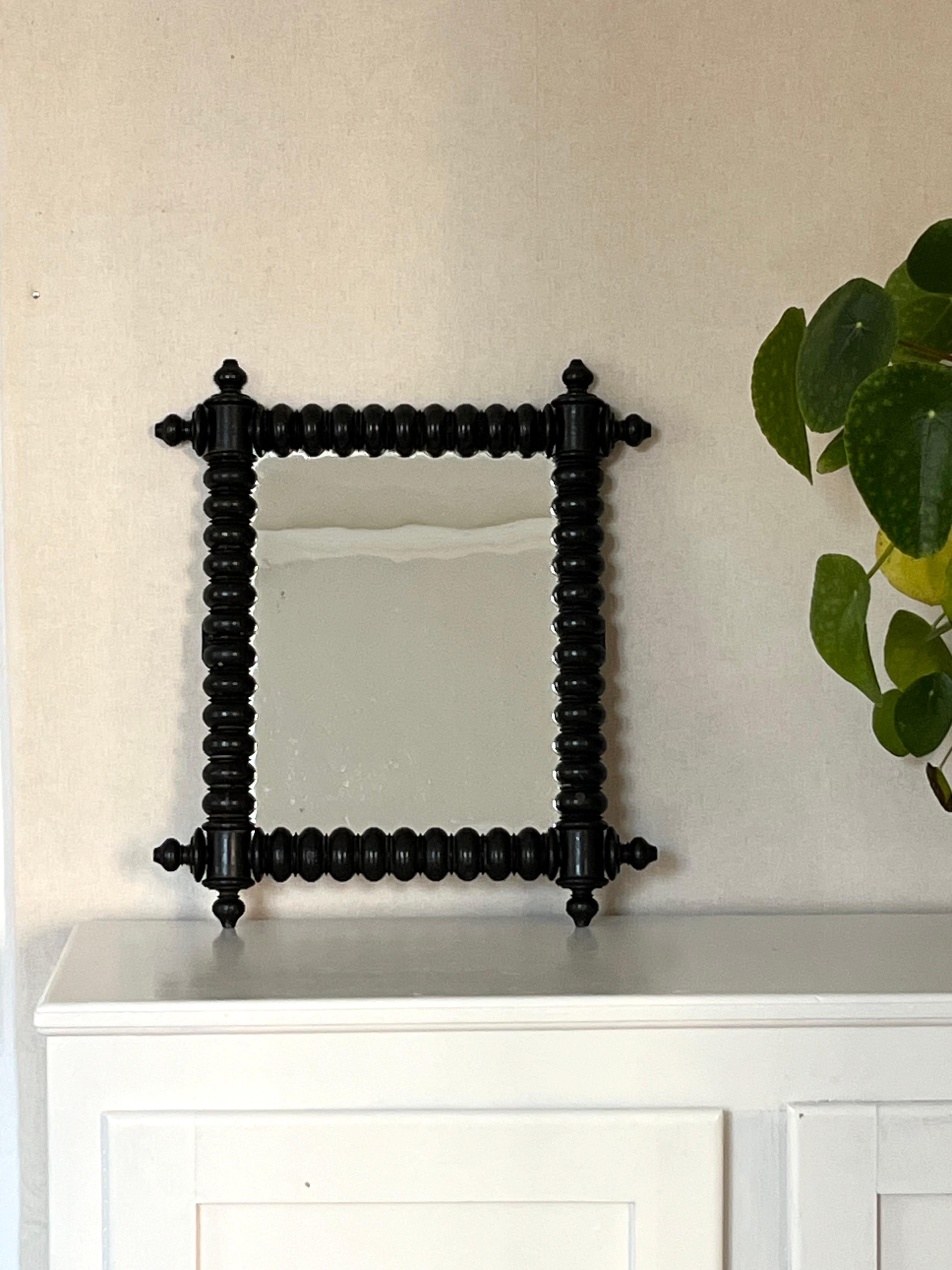 Art nouveau Miroir mural en bois sculpté à la main, style Bobbin anglais, années 1920/1930 en vente