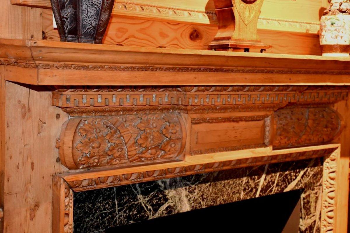 Impressive Hand Carved English Pine Fire Surround & Mantle For Sale 4