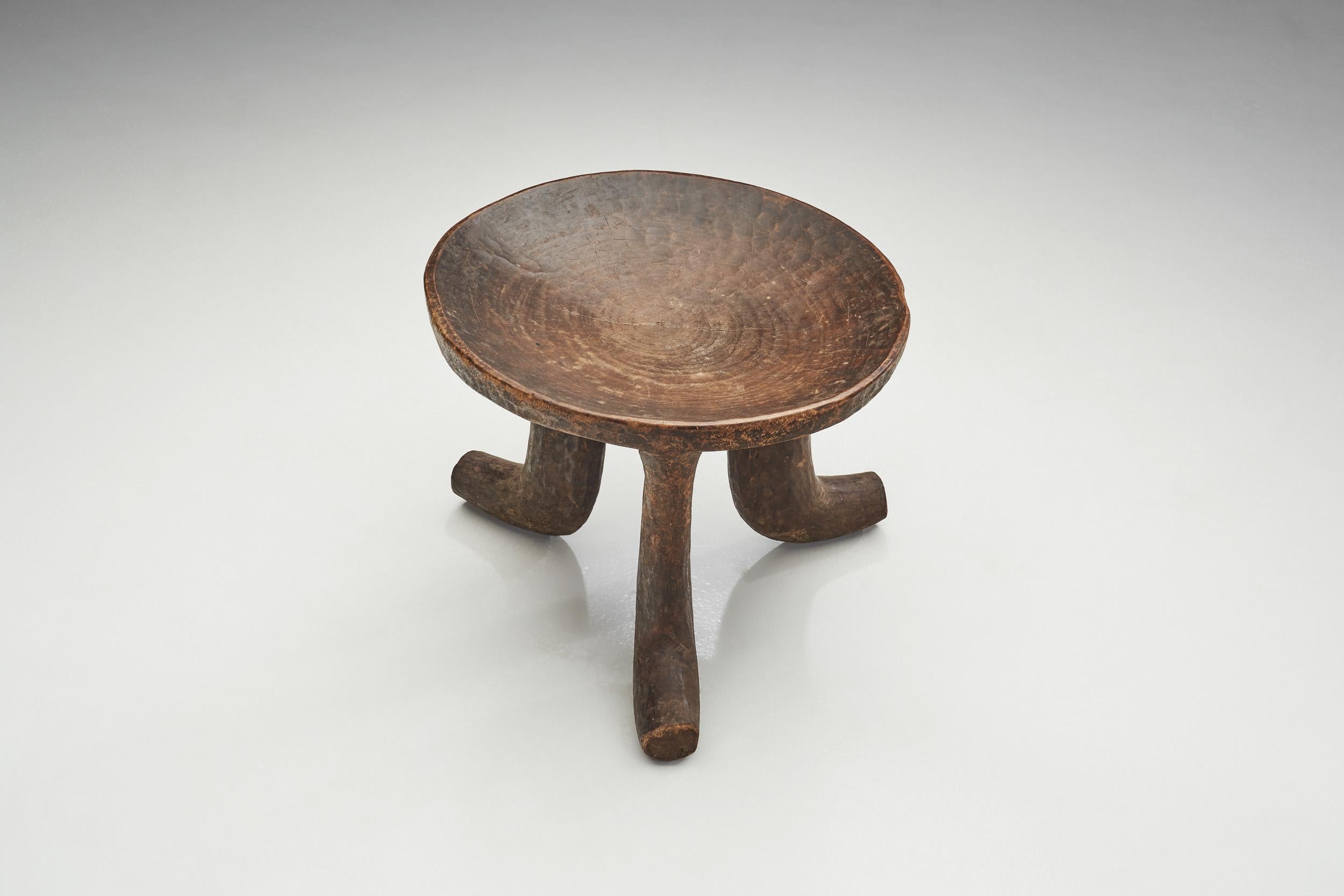 Hand-Carved Ethiopian Tripod Stool, Africa Mid 20th Century In Good Condition In Utrecht, NL