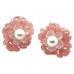 Handgeschnitzte Blumenohrringe aus Rhodochrosit, Rosenquarz, 14k und Perlen