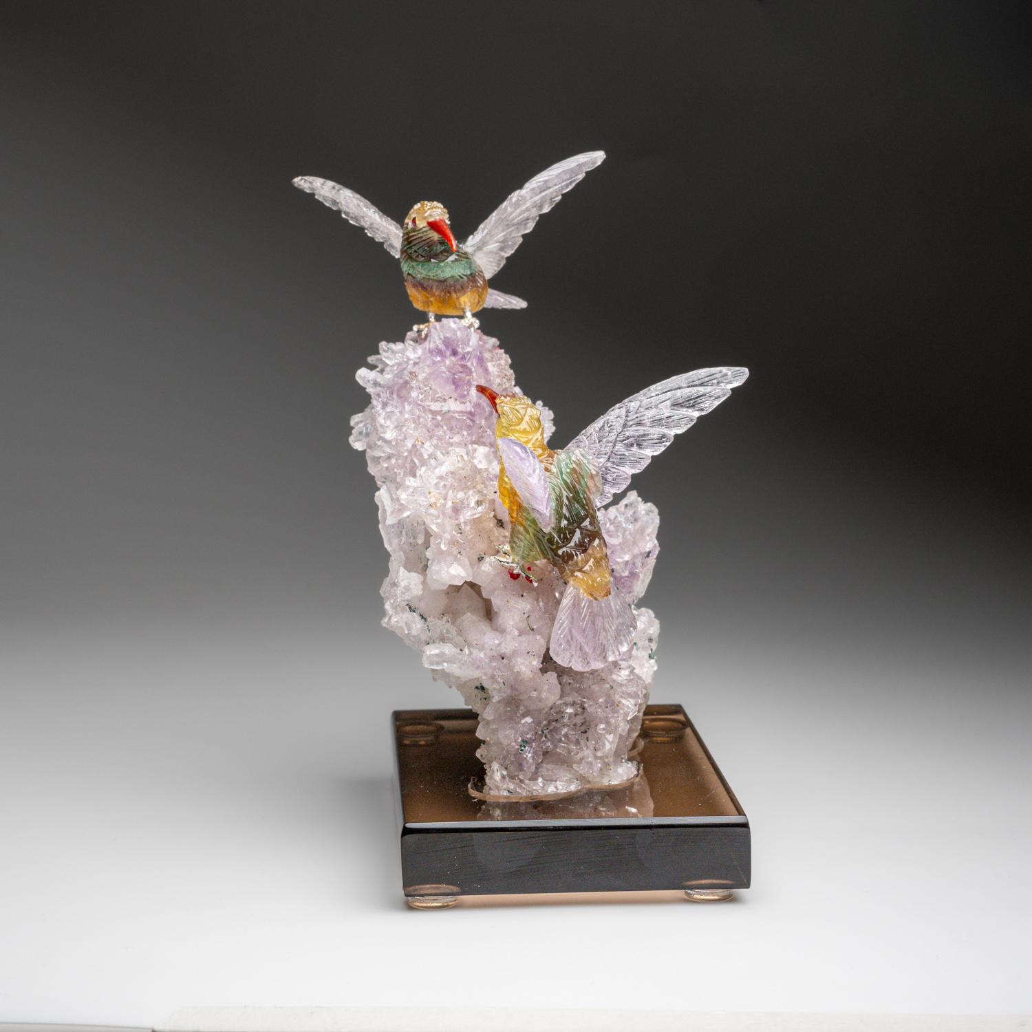 Colibrí de Fluorita Tallado a Mano sobre Geoda de Amatista (5 