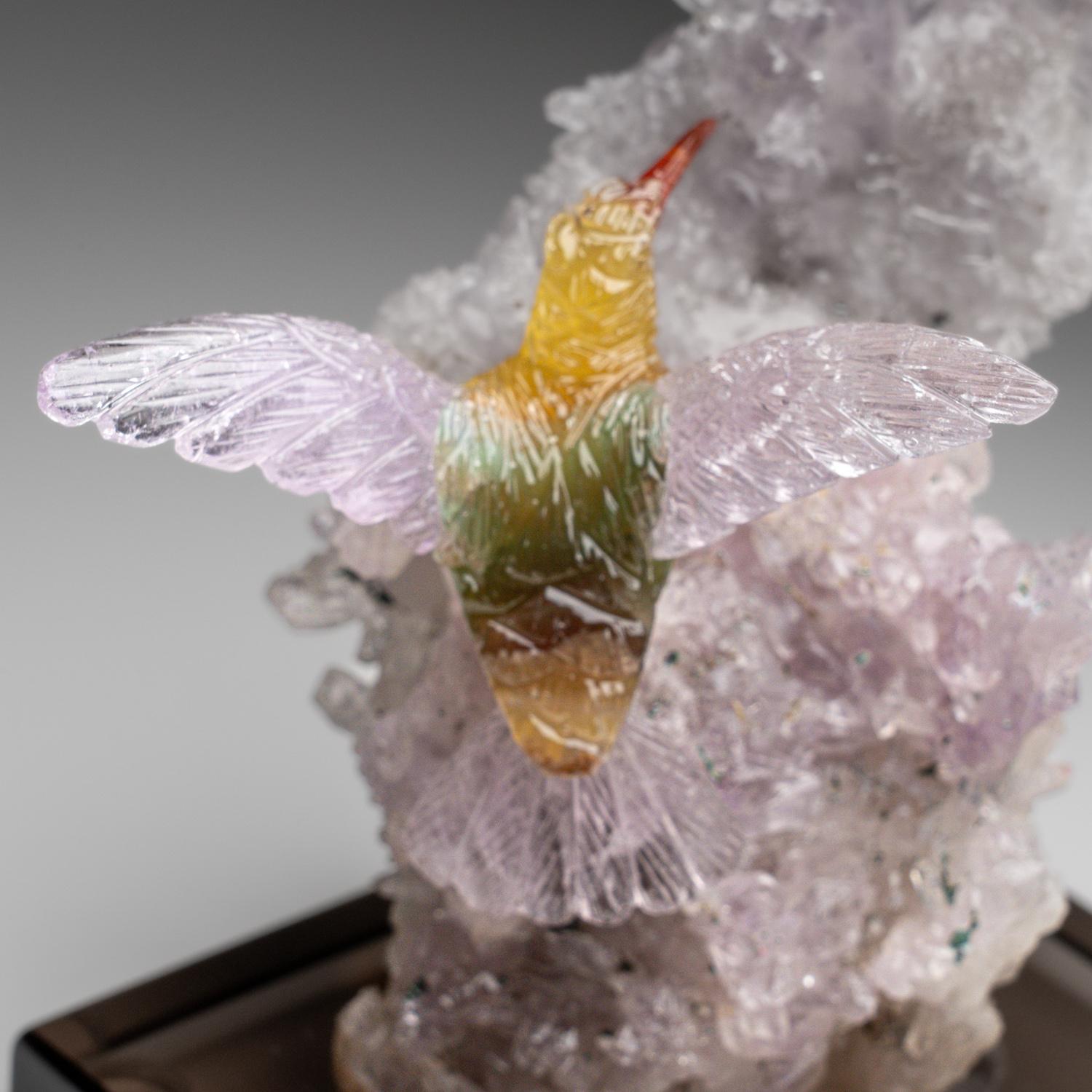 Colibrí de Fluorita Tallado a Mano sobre Geoda de Amatista (5 