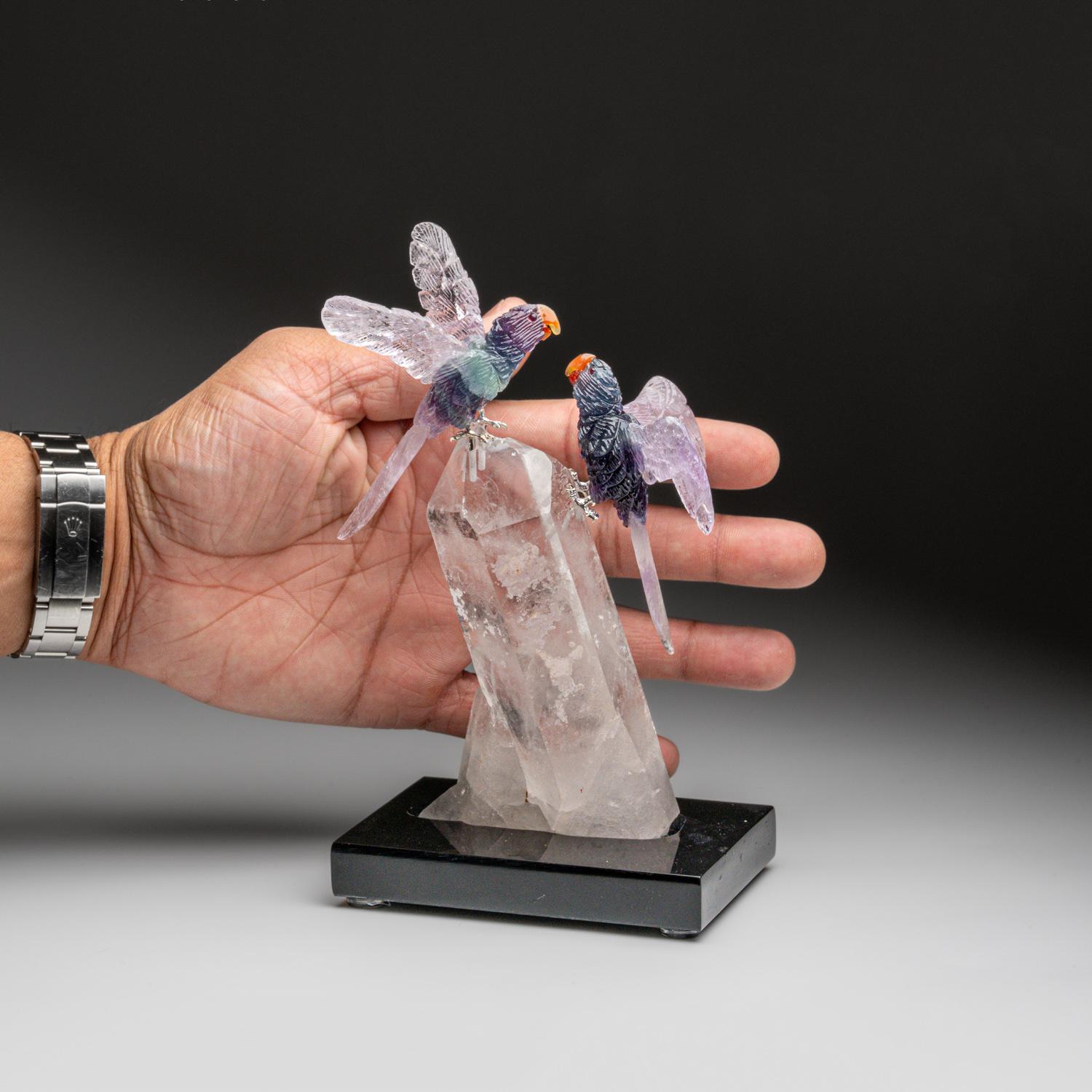 XXIe siècle et contemporain Hibou en fluorine sculpté à la main sur un point de quartz transparent (6,5 po. (H) en vente