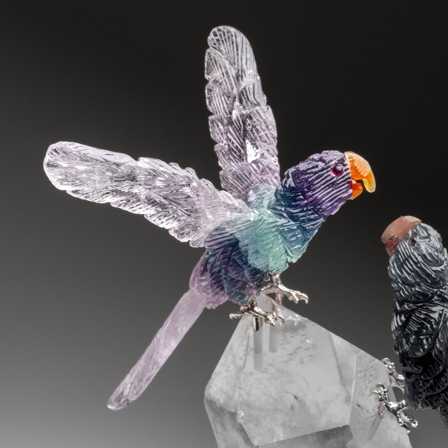 Hibou en fluorine sculpté à la main sur un point de quartz transparent (6,5 po. (H) en vente 1