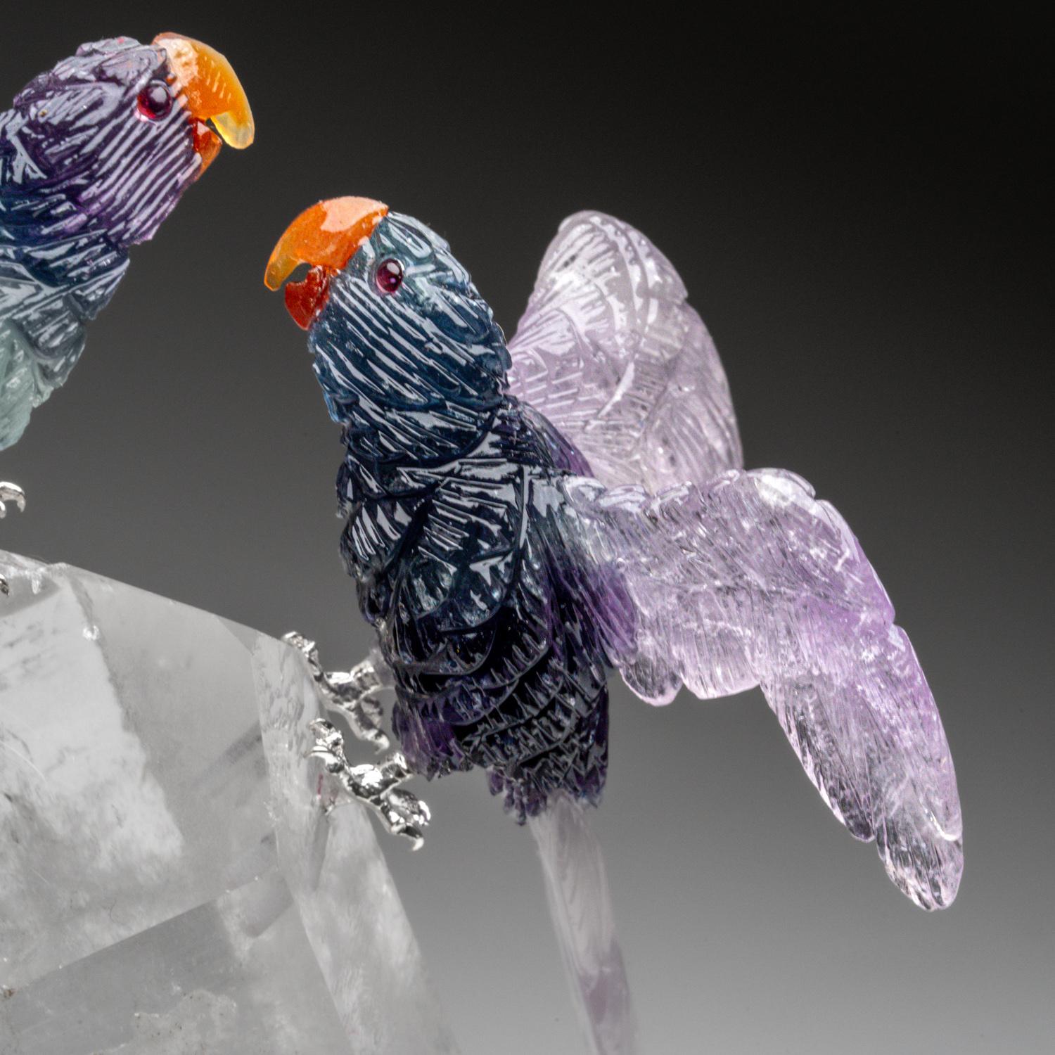 Hibou en fluorine sculpté à la main sur un point de quartz transparent (6,5 po. (H) en vente 2