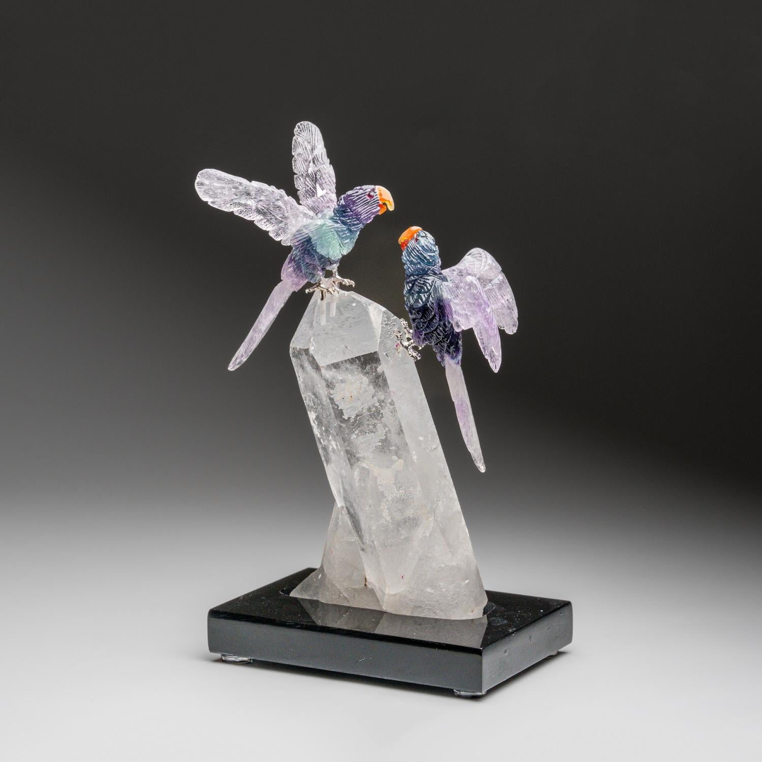 Hibou en fluorine sculpté à la main sur un point de quartz transparent (6,5 po. (H) en vente 4