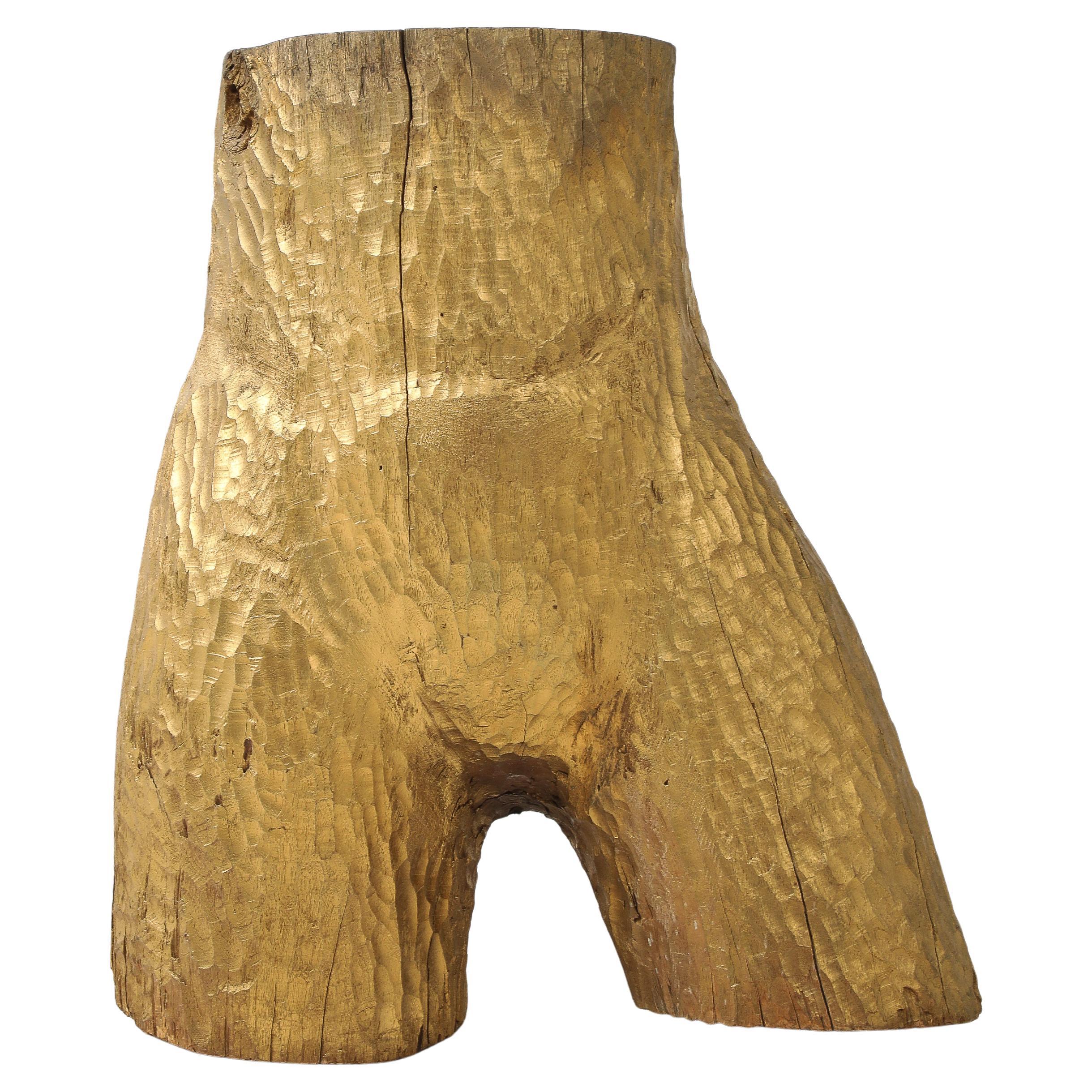 Escultura Torso Dorada Tallada a Mano