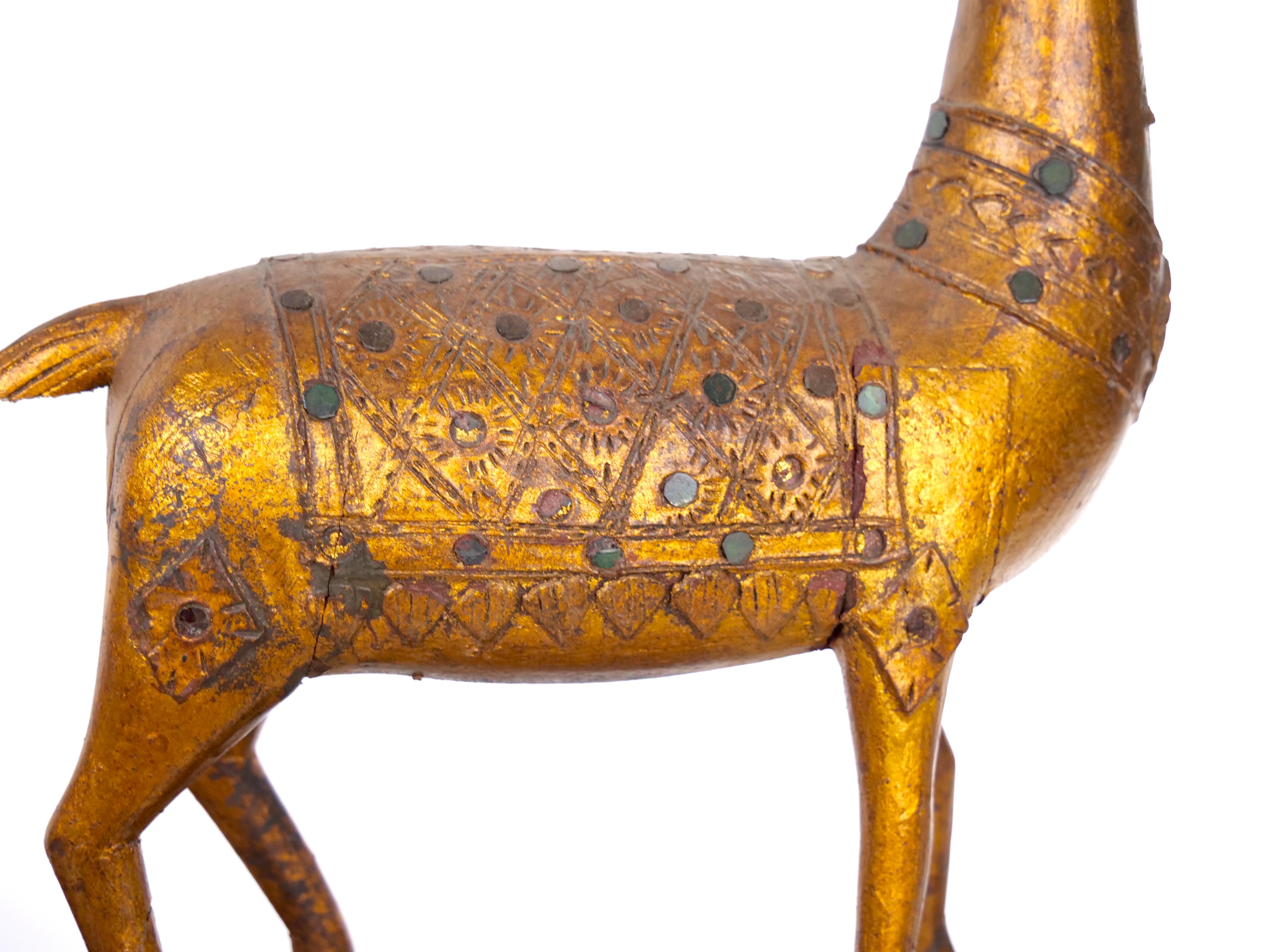  Sculpture d'animal en or doré sculptée à la main/pièce décorative à base en bois en vente 10