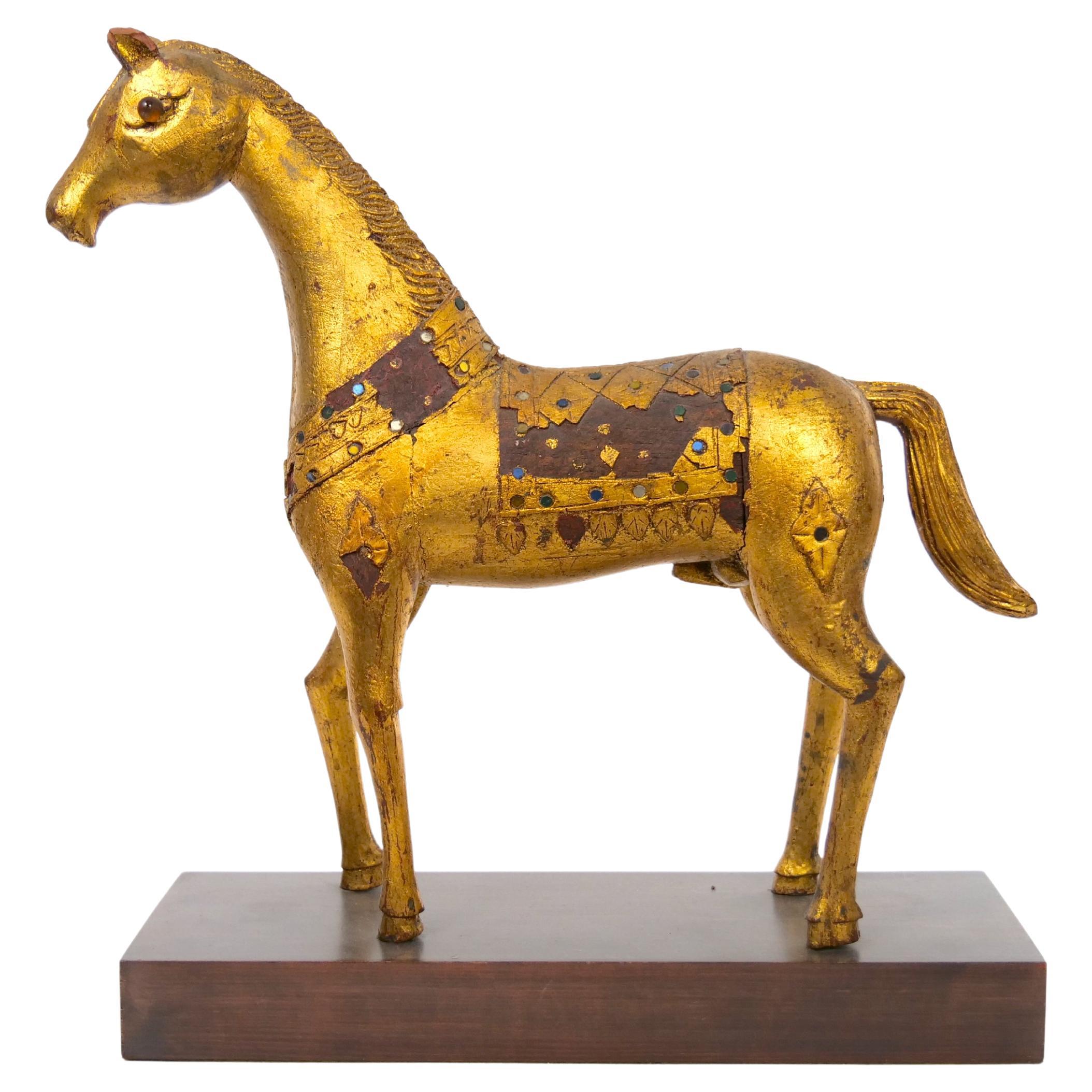 Sculpture d'animal en or doré sculptée à la main/pièce décorative à base en bois en vente