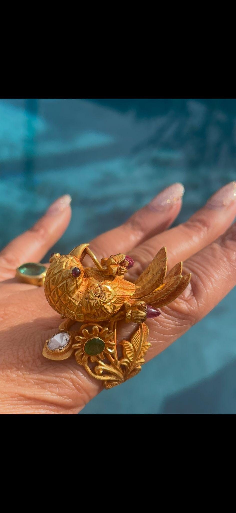 Hand Carved Gold Bird Ring with 15 carats Emerald Ruby Diamond 22k gold custom For Sale 1
