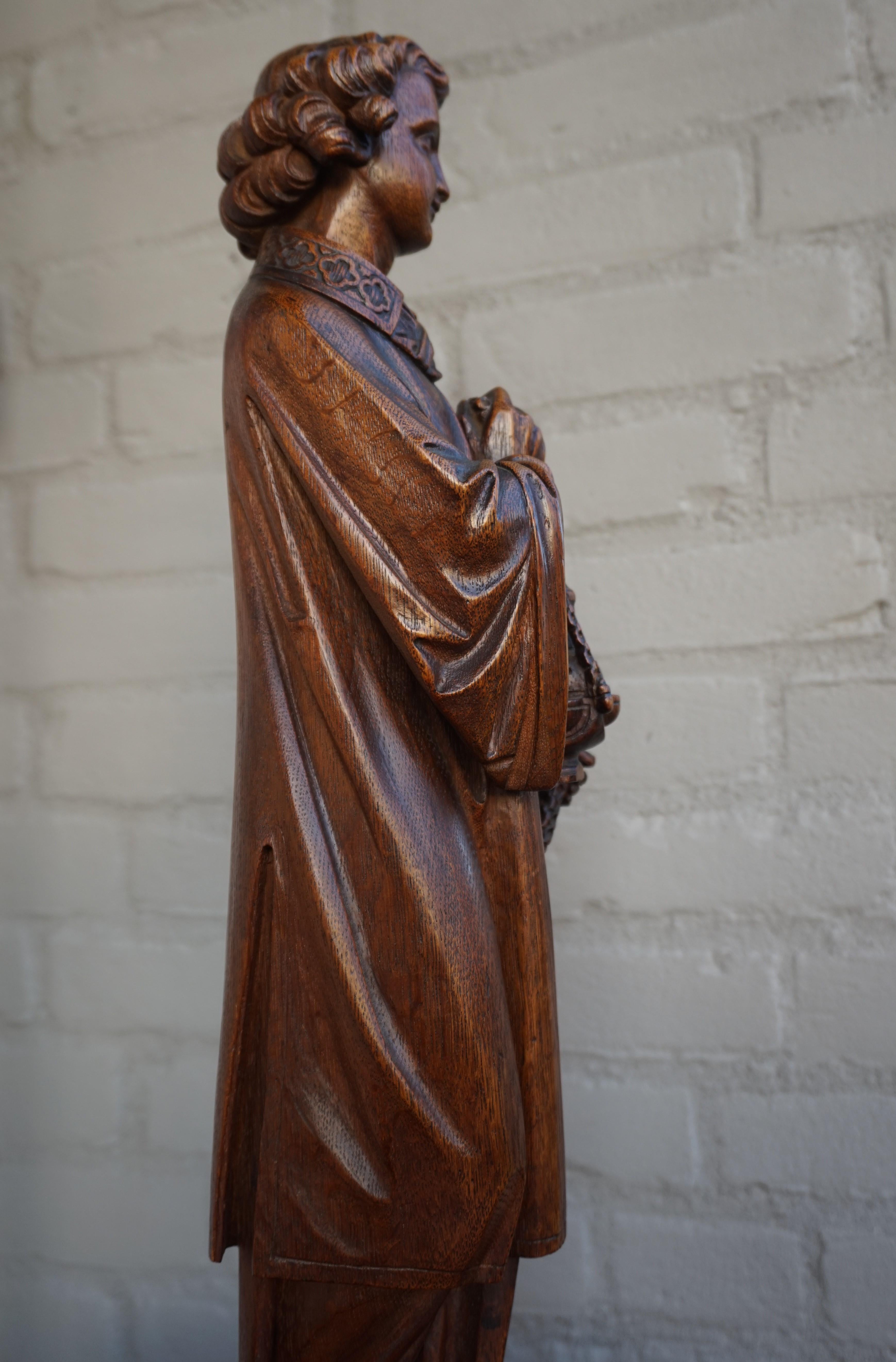 Hand Carved Gothic Revival Oakwood Altar Boy Sculpture Holding a Church Censer For Sale 6