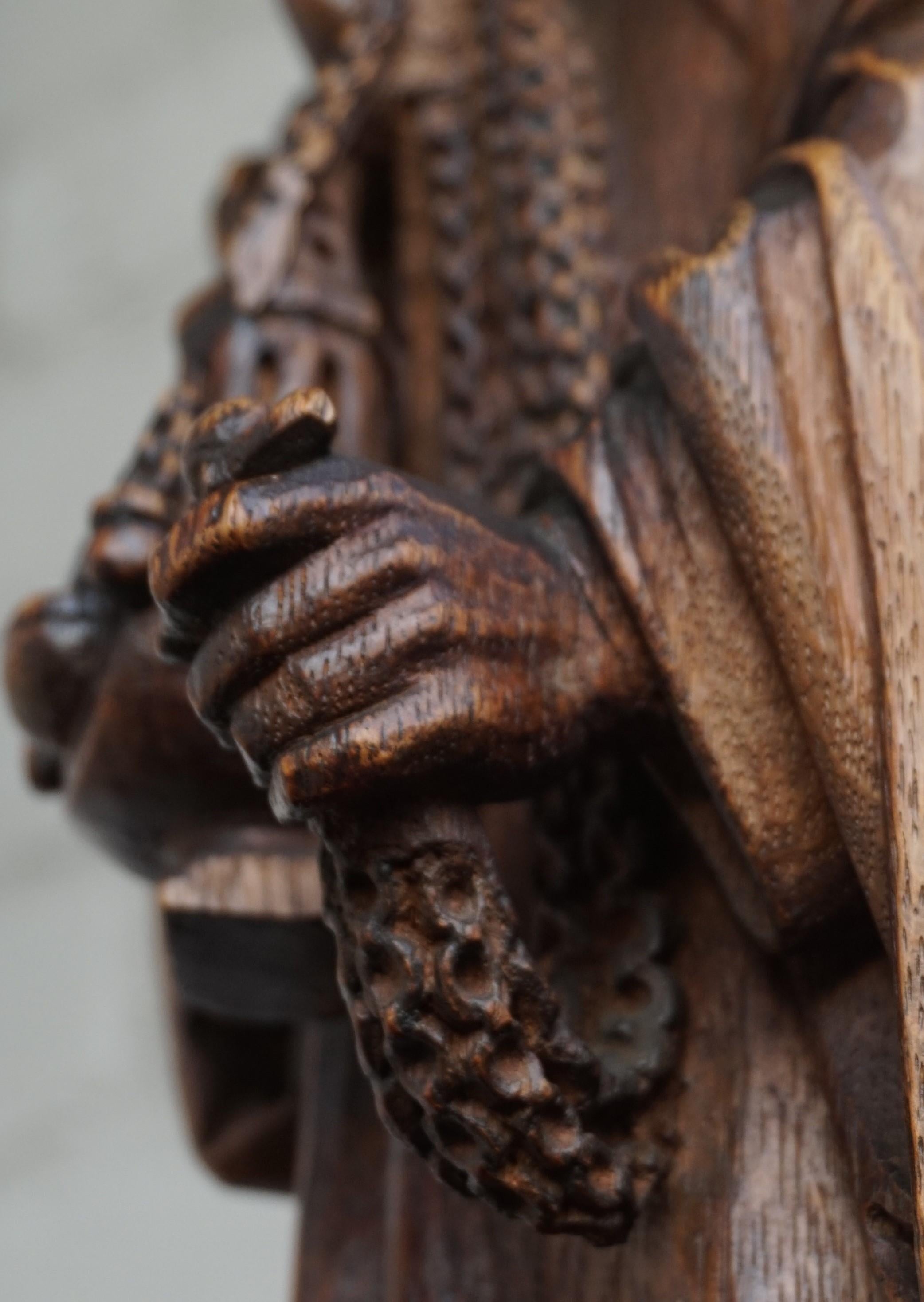Hand Carved Gothic Revival Oakwood Altar Boy Sculpture Holding a Church Censer For Sale 1