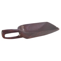Vintage Hand Carved Grain Shovel 19th century, brown color from England