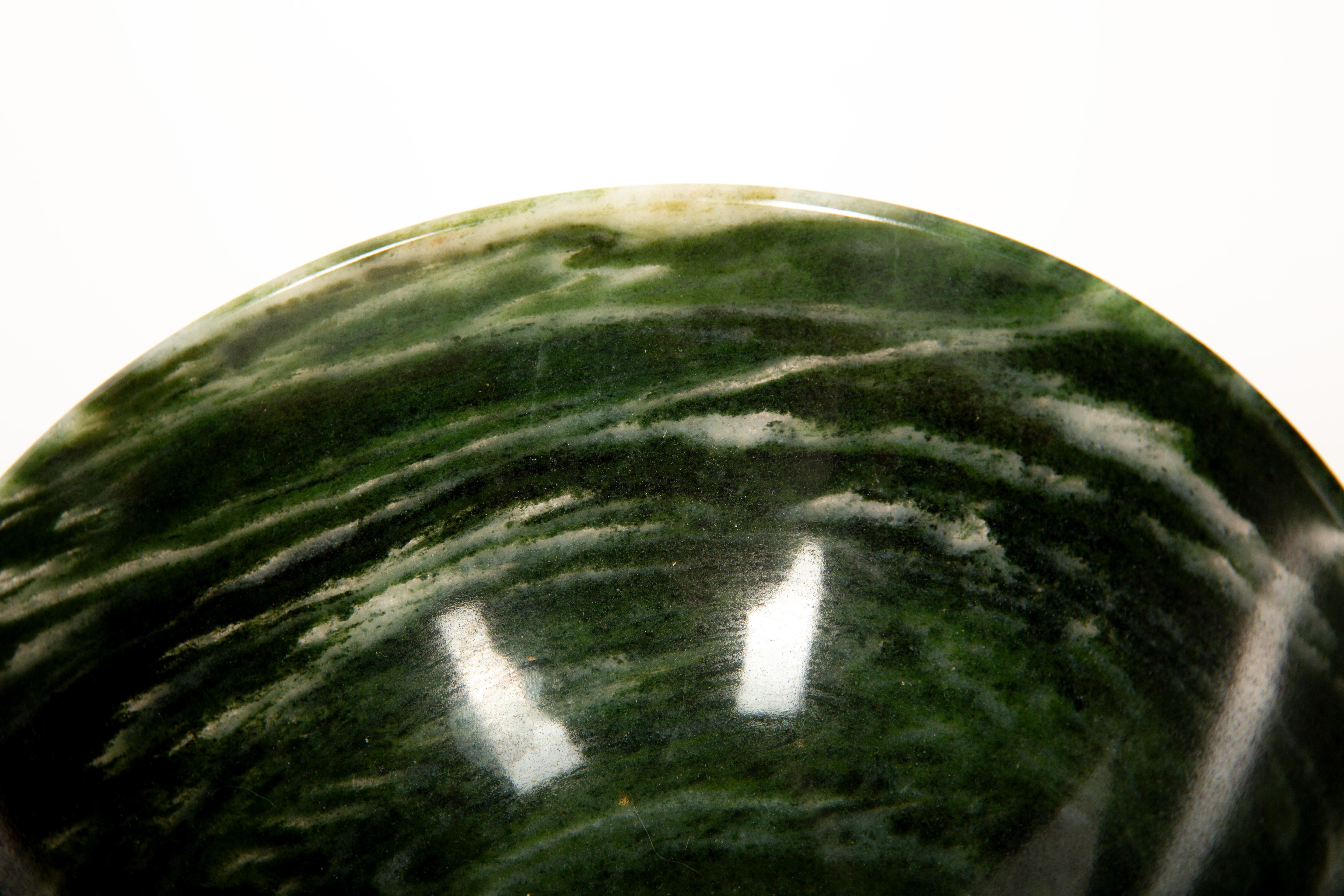 This stunning 6-inch Green Aventurine bowl is hand-carved and polished by skilled artisans in India, following a centuries-old tradition of stone craftsmanship. Aventurine, a variety of quartz, is prized for its rich green hues and natural shimmer,
