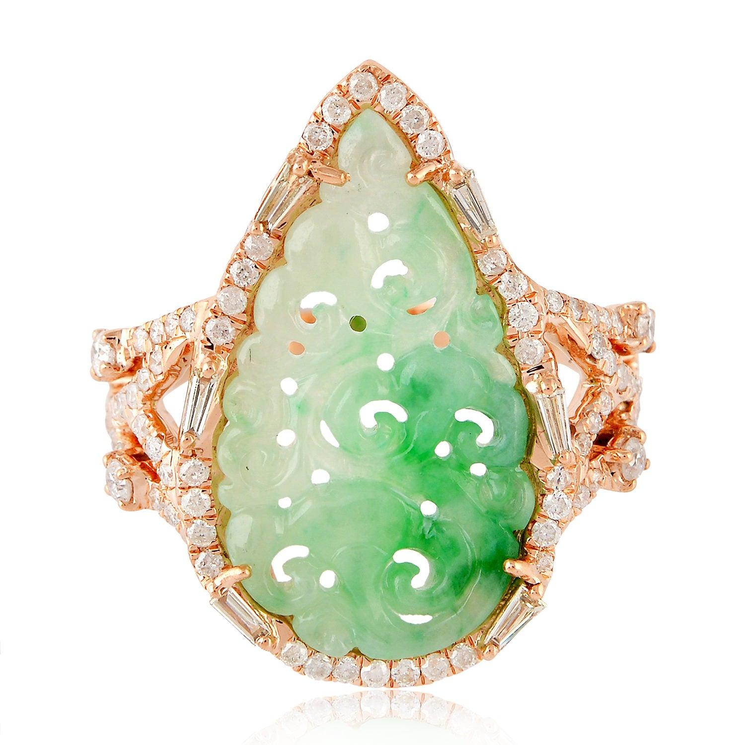 For Sale:  Hand Carved Green Jade 18 Karat Gold Diamond Ring 3