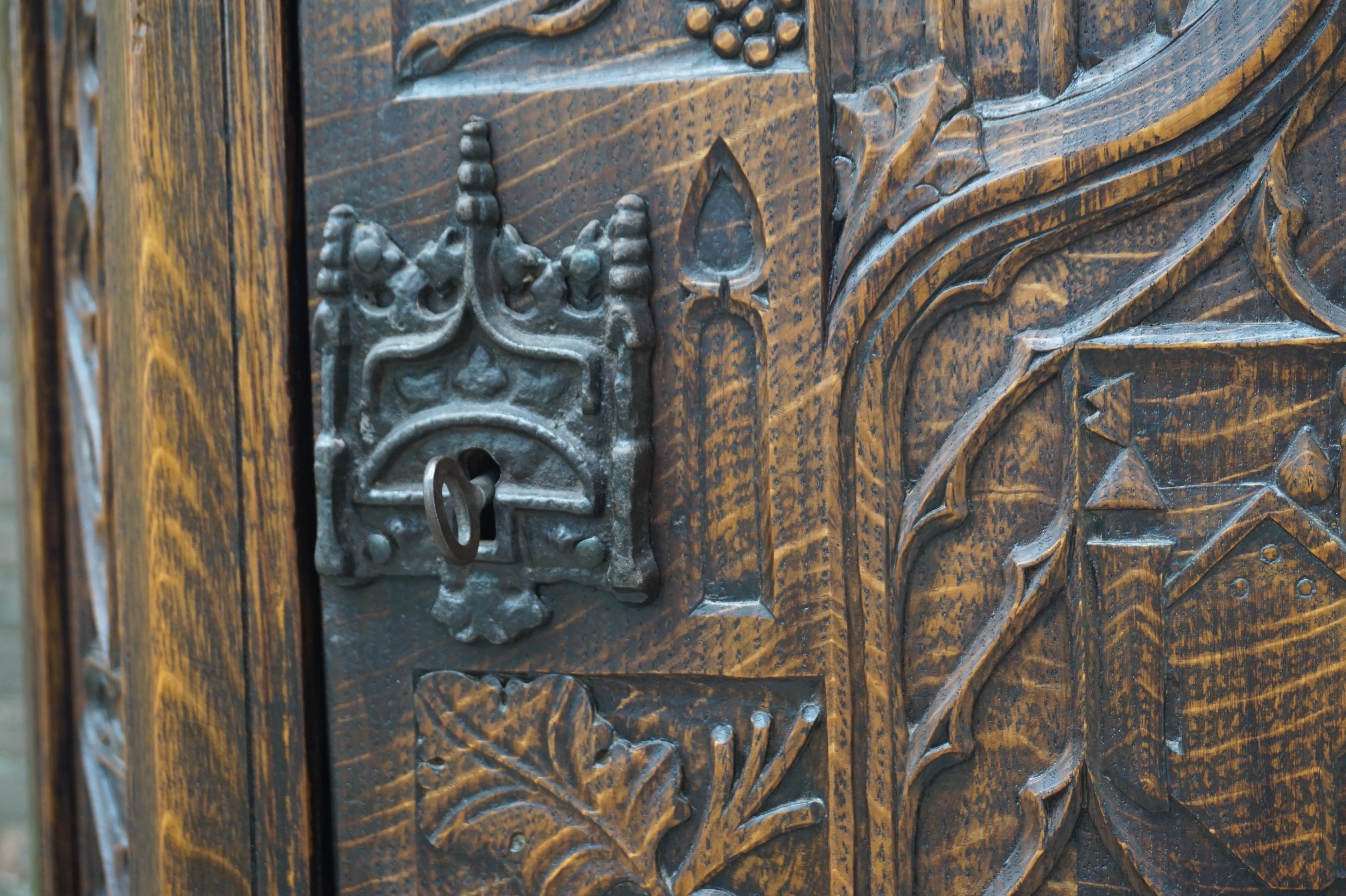 Hand Carved and Half Open Gothic Revival Credenza or Drinks Cabinet with Drawer 5