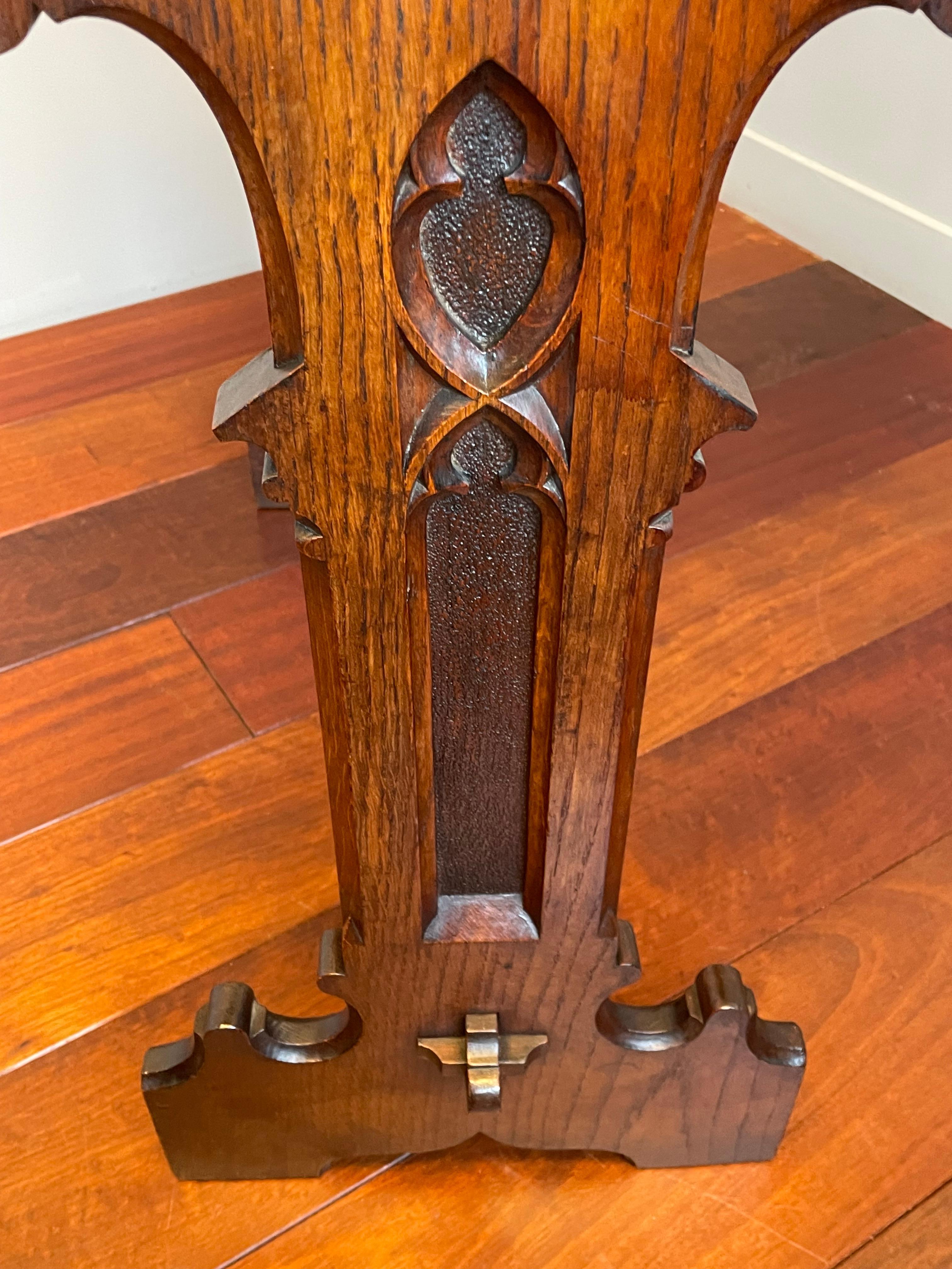 Hand Carved & Hand Crafted Solid Oak Gothic Revival Side or Console Table ca1900 For Sale 3