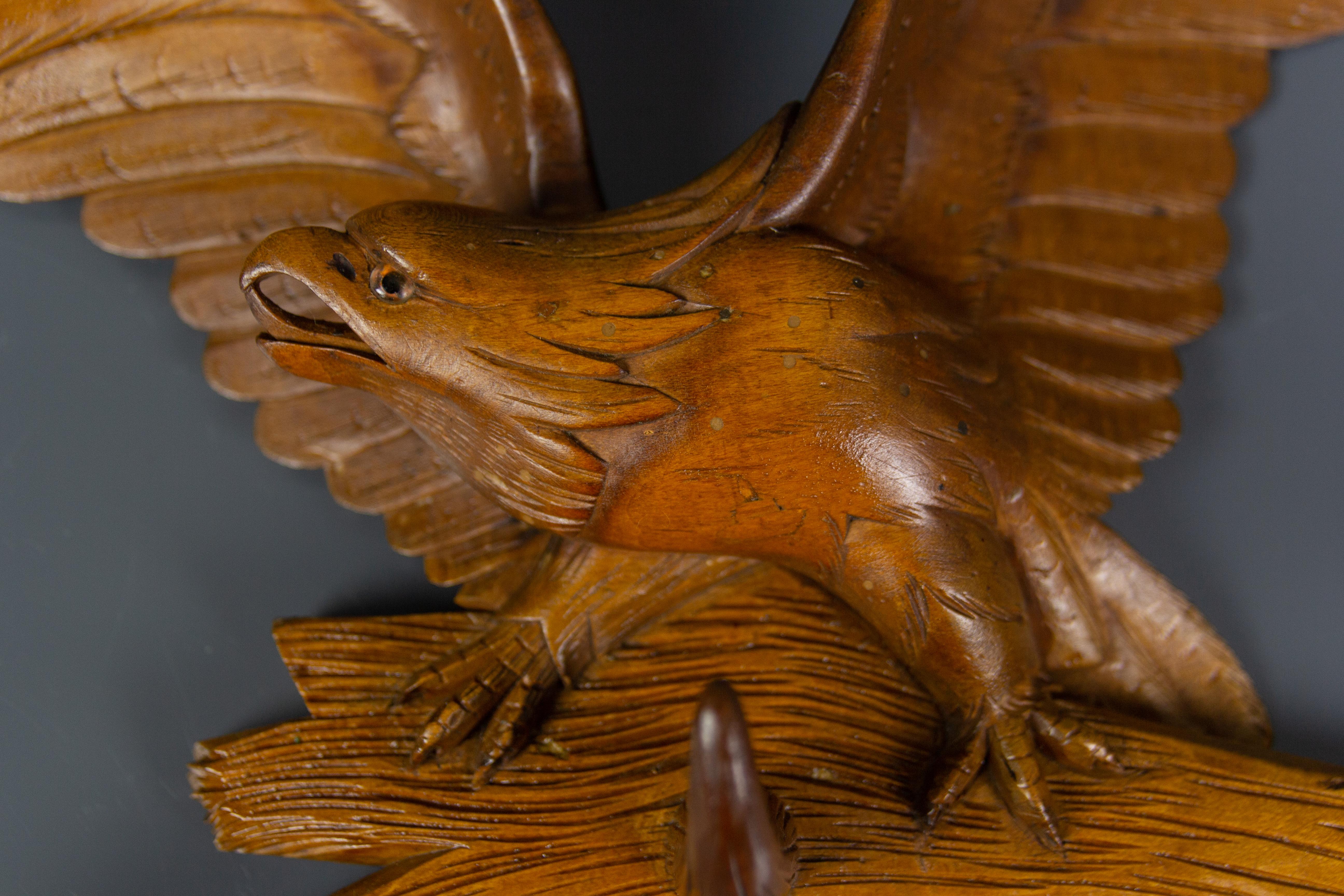 Hand Carved Hat Rack with Eagle Carving and Three Wooden Hooks, Germany, 1930s 6