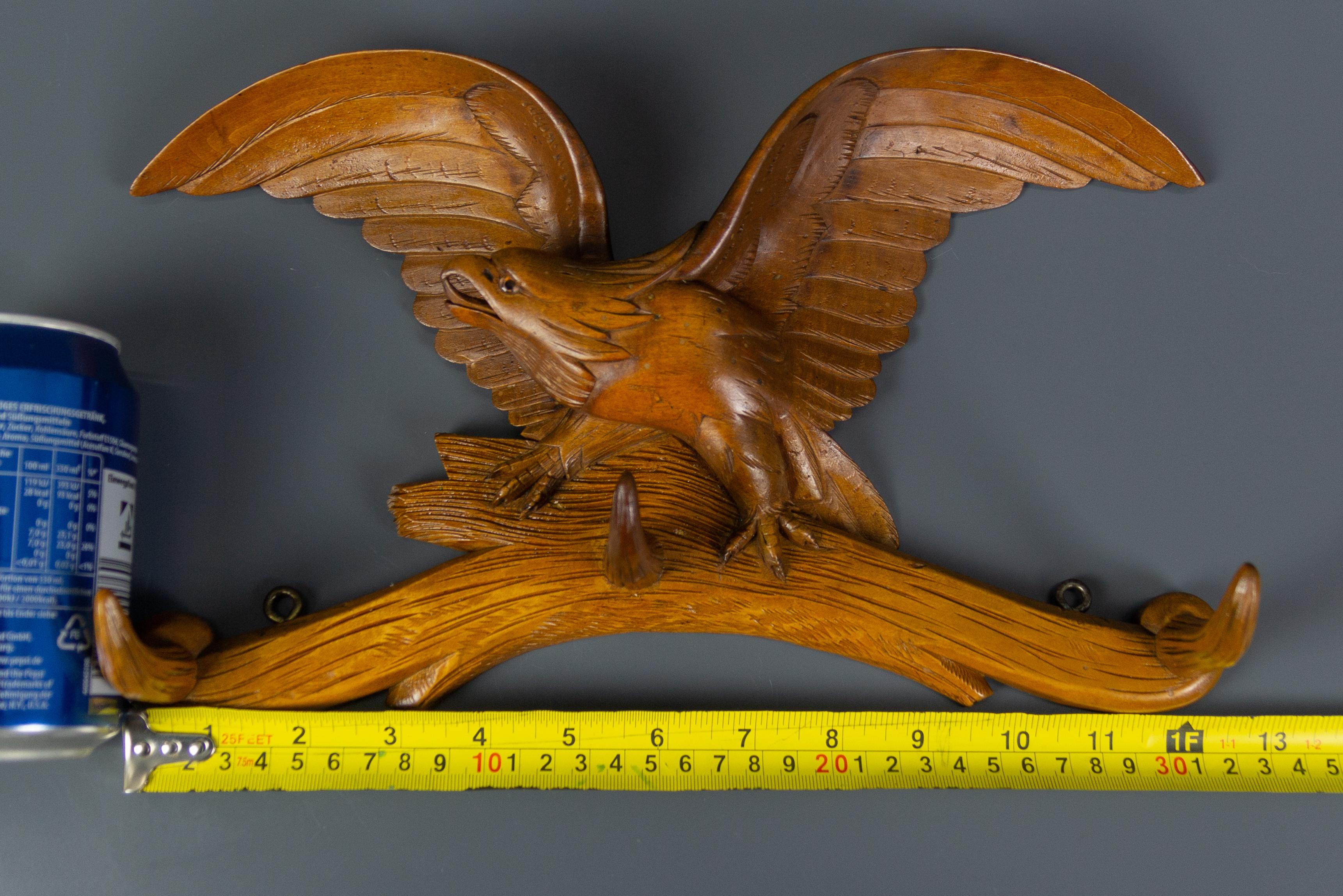 Hand Carved Hat Rack with Eagle Carving and Three Wooden Hooks, Germany, 1930s 8